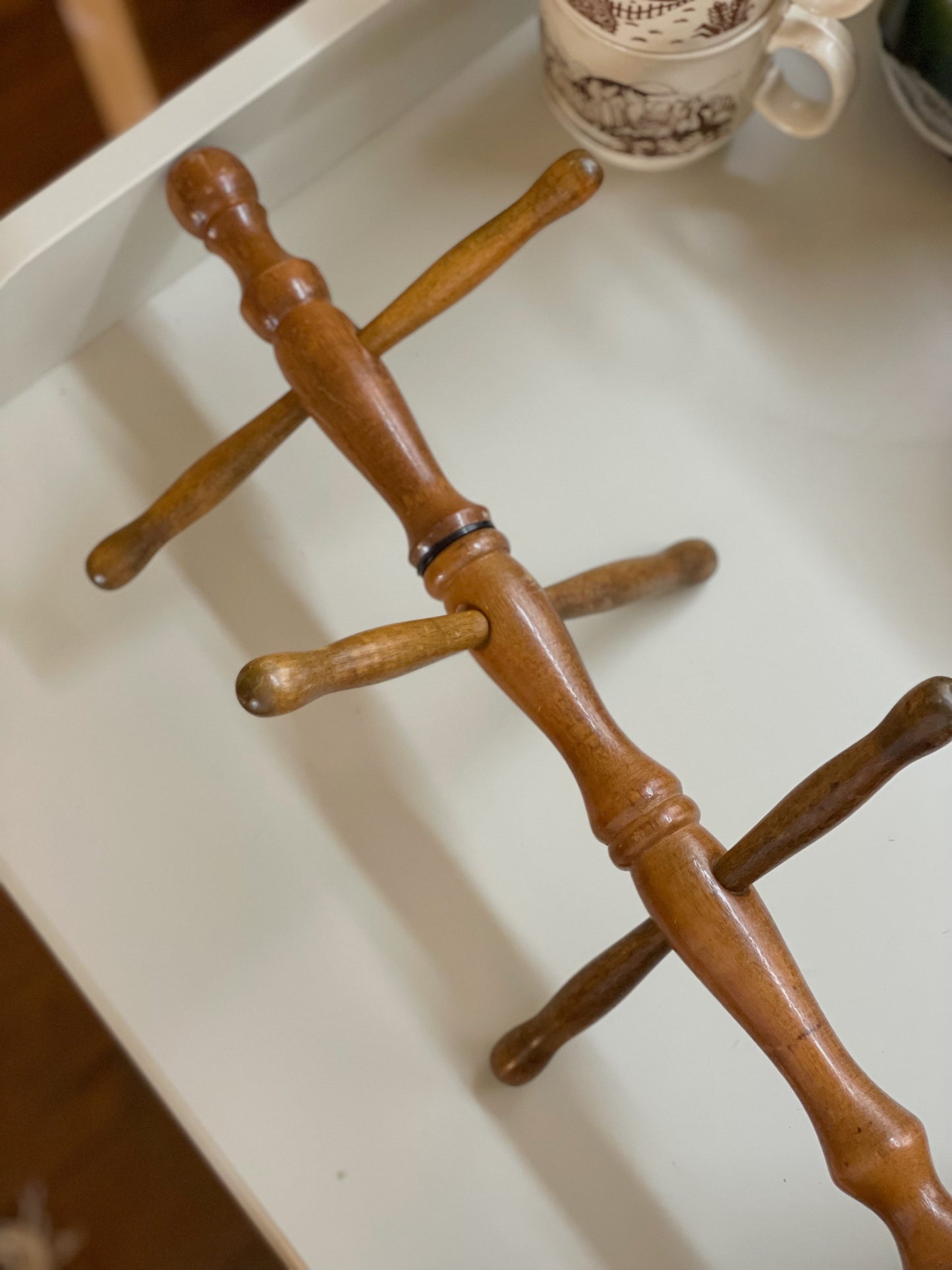 Suport vintage pentru căni din lemn