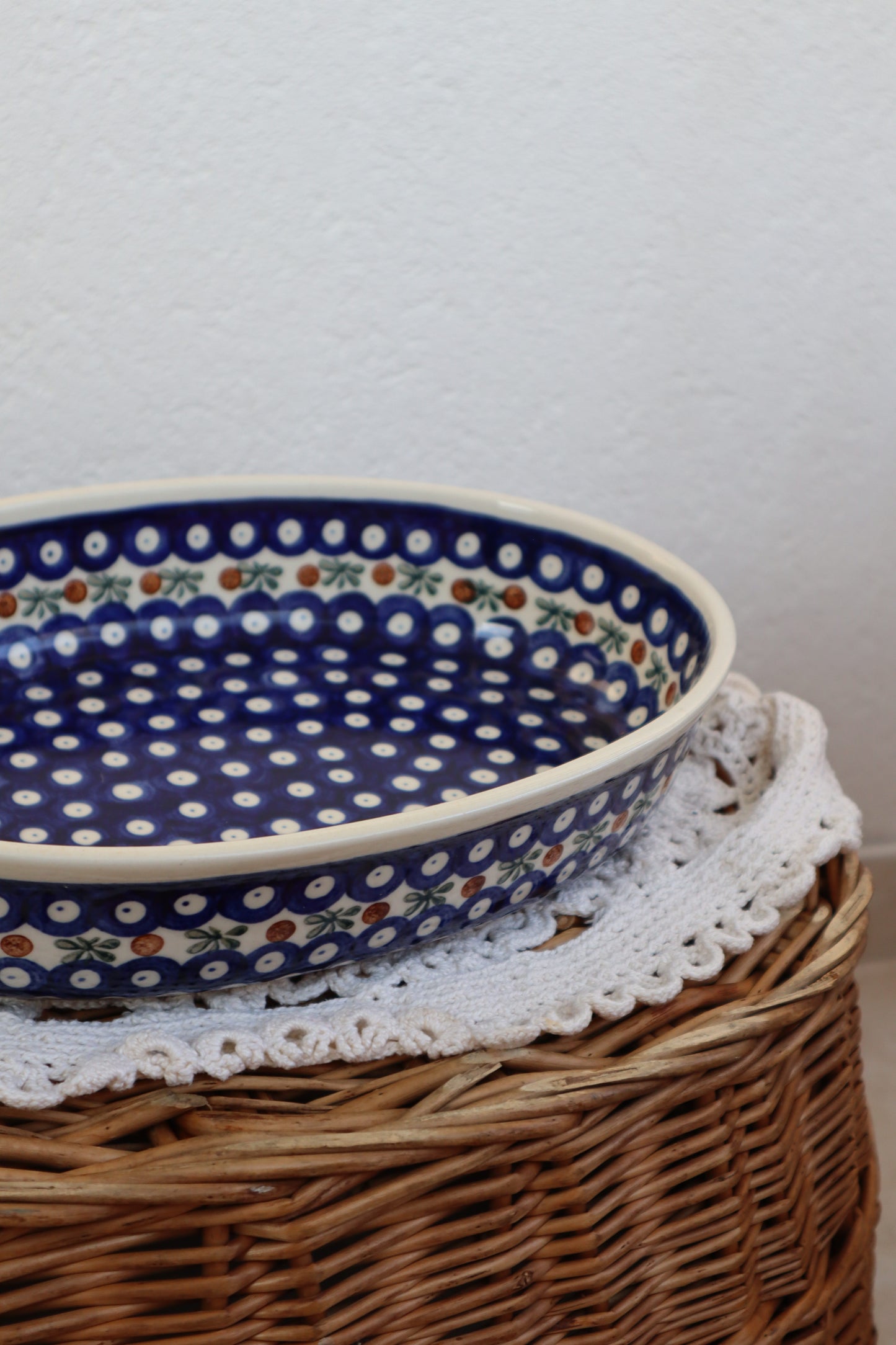 Vas mare din ceramică pictată manual Peacock Eye, handmade in poland