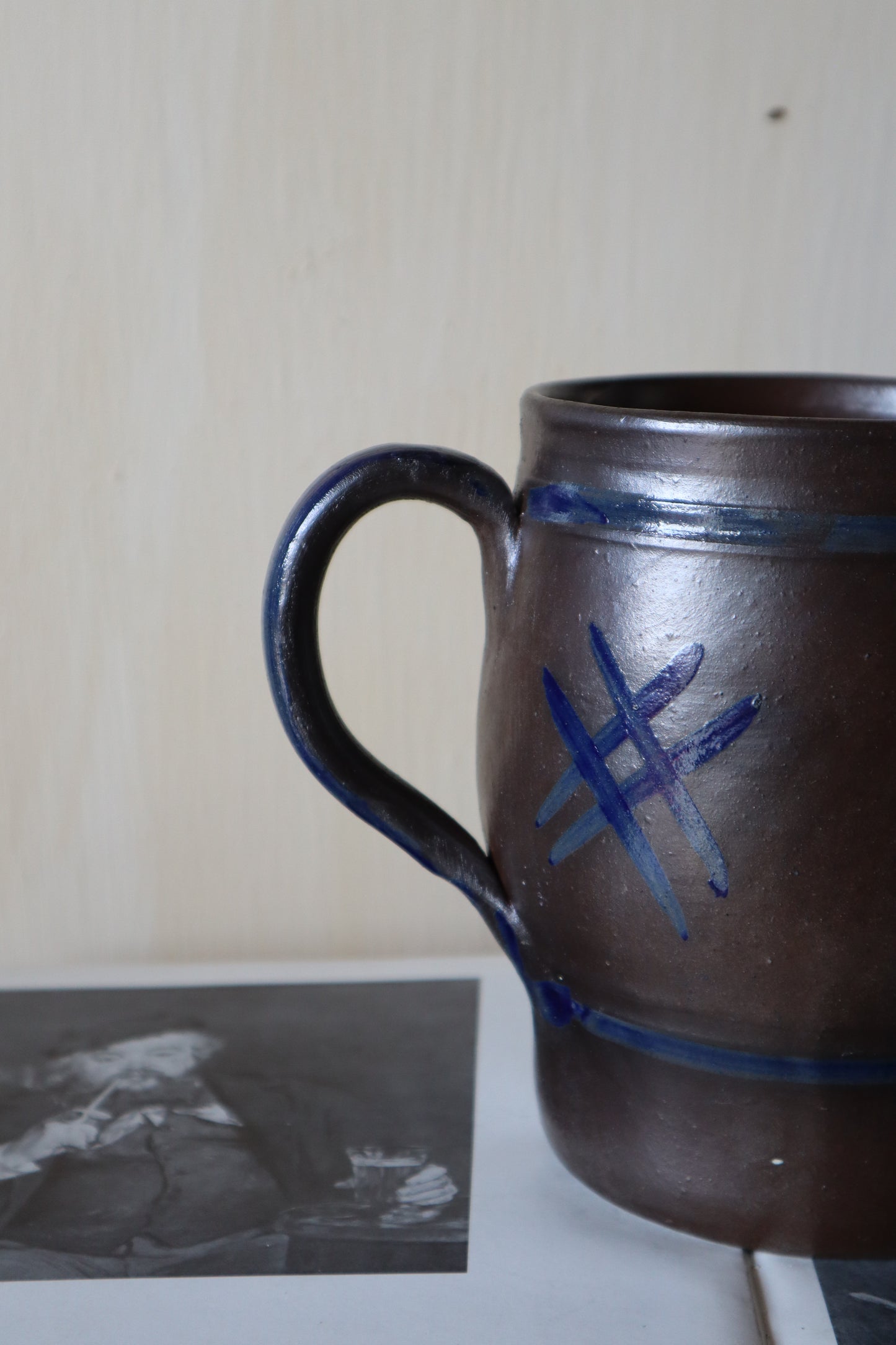 Ulcior mare din lut glazurat sec XX