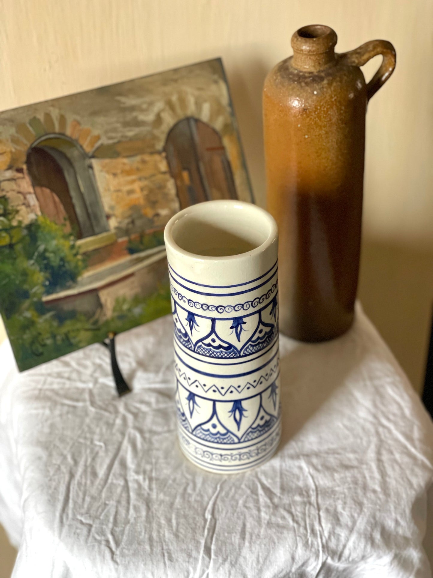 Vază din ceramică pictată manual