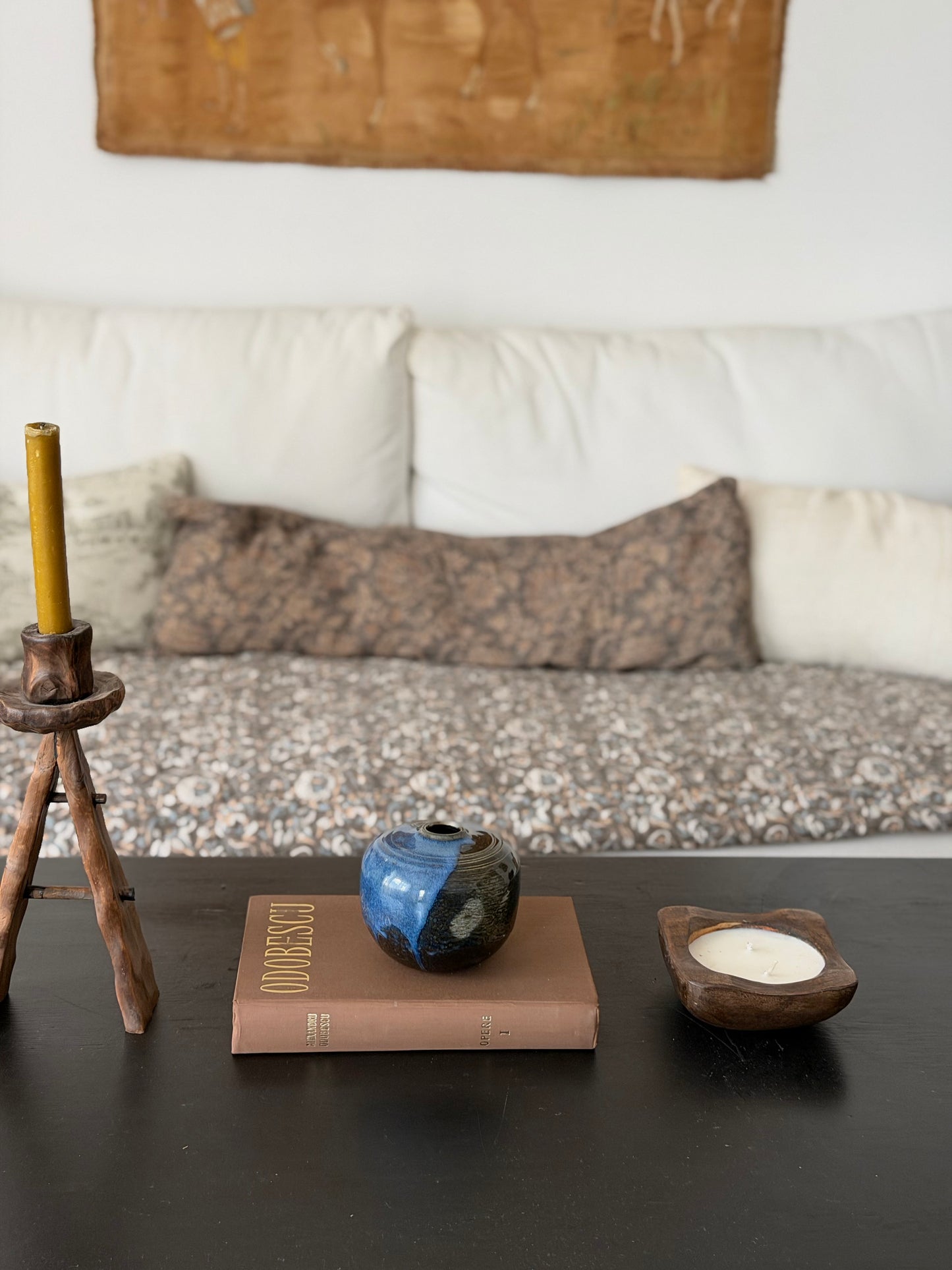 Vaza decorativă mică din ceramică glazurată, semnată Kubicek