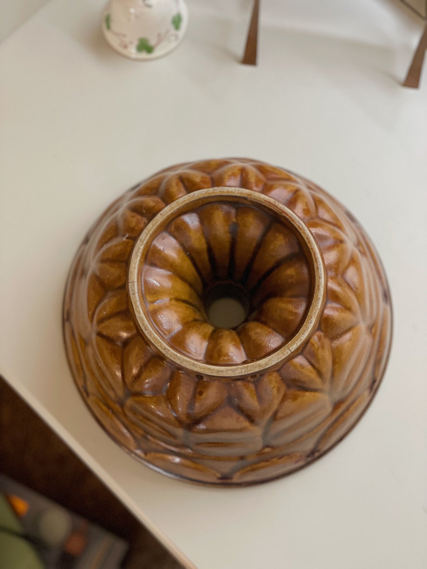 Formă veche pentru bundt din ceramică