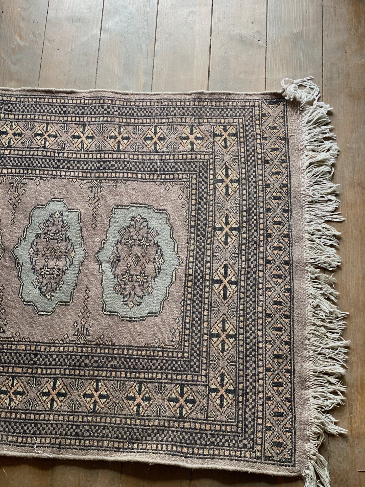 Covor din lână lucrat manual, Pakistan