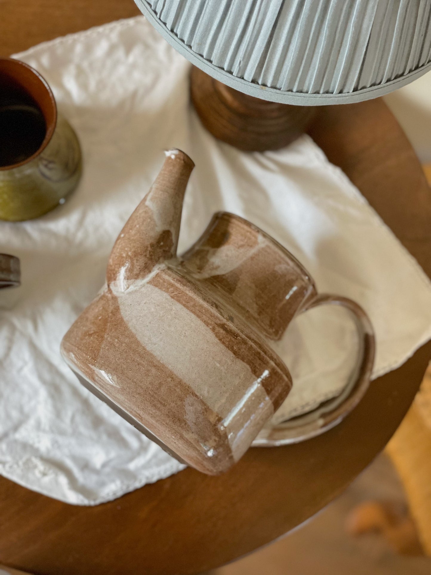 Ceainic vintage din ceramică glazurată