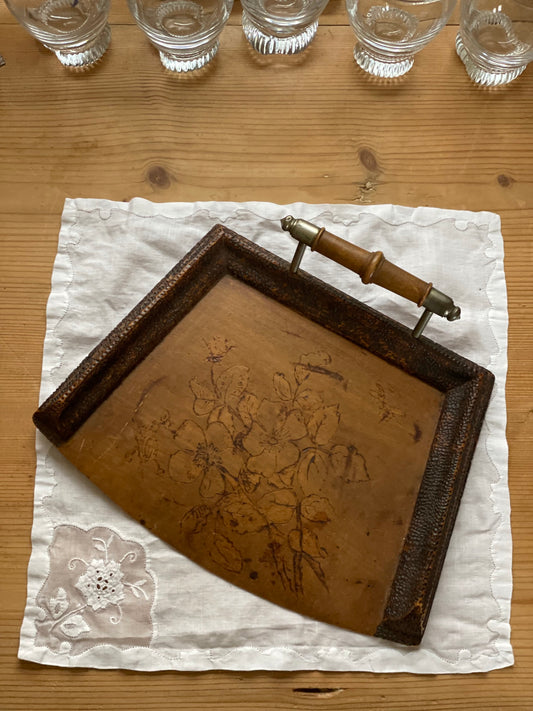 Făraș vintage din lemn, pirogravat