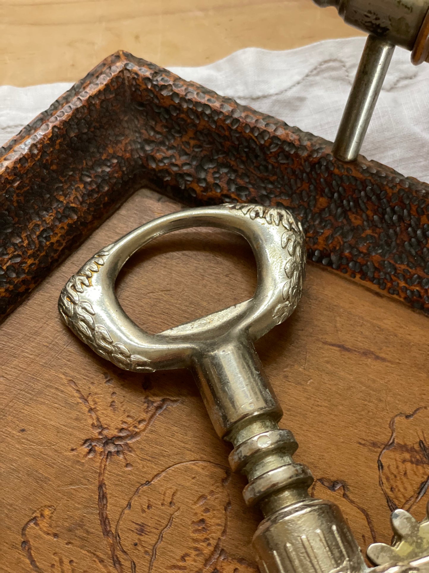 Tirbușon italian mid-century, placat cu argint