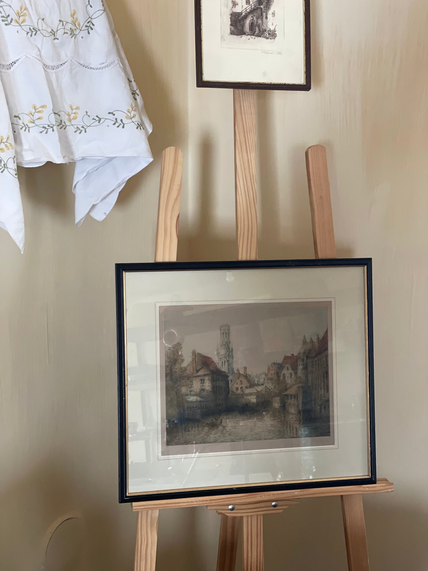 Gravură înrămată, peisaj urban, semnată