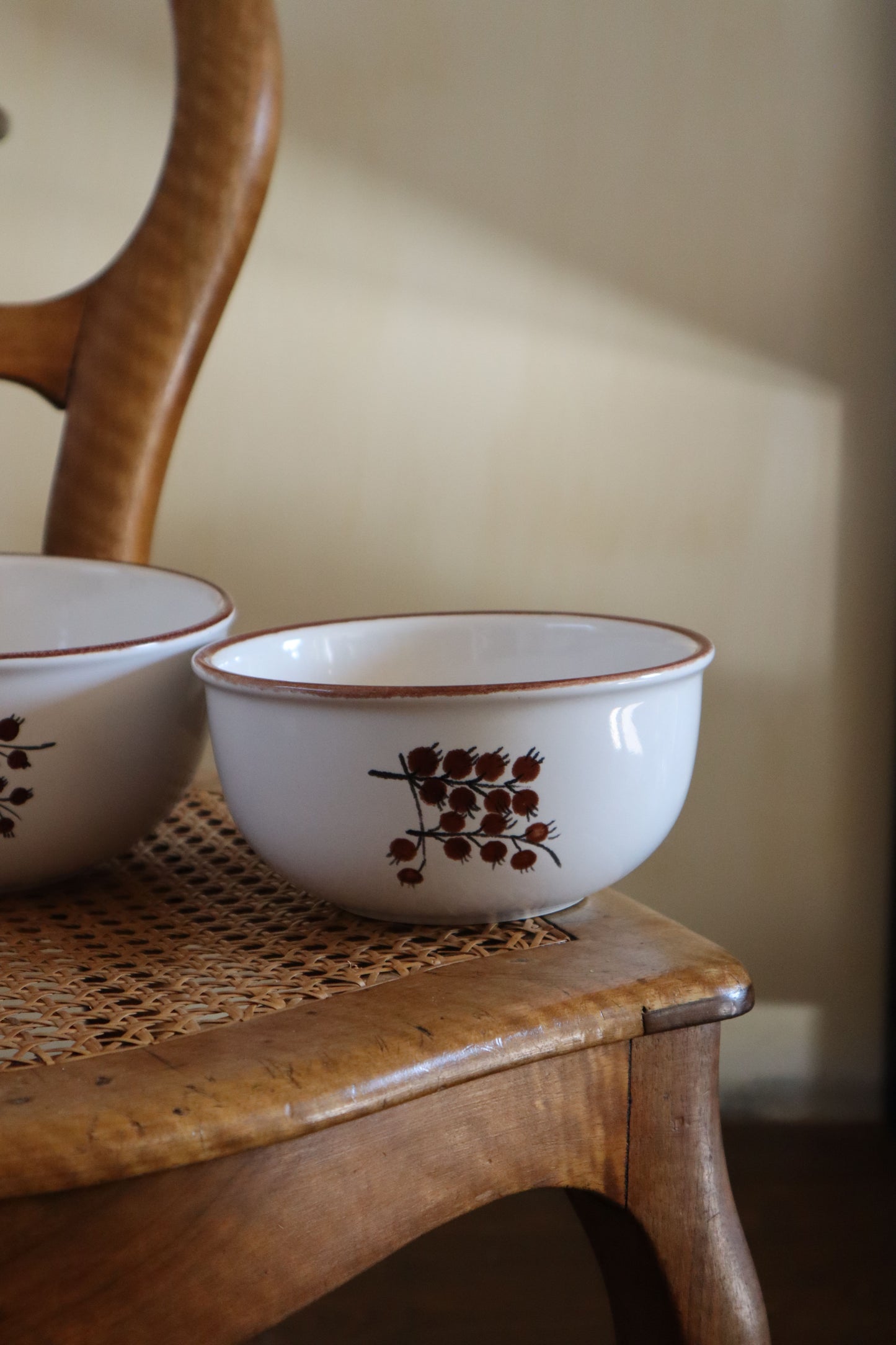 Vase de frământat din ceramică