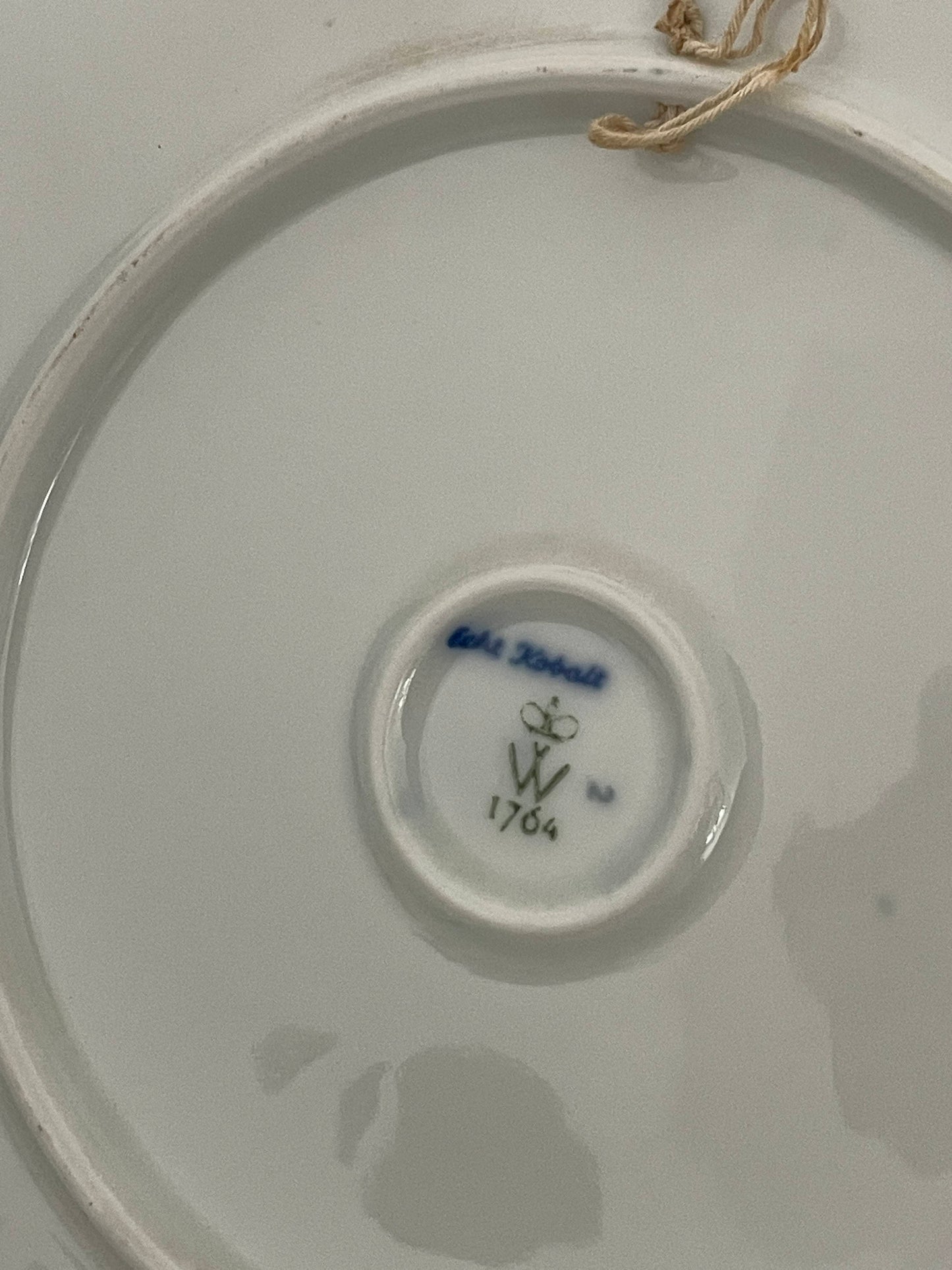 Farfurie albastru cobalt  vintage din porțelan, peisaj marin