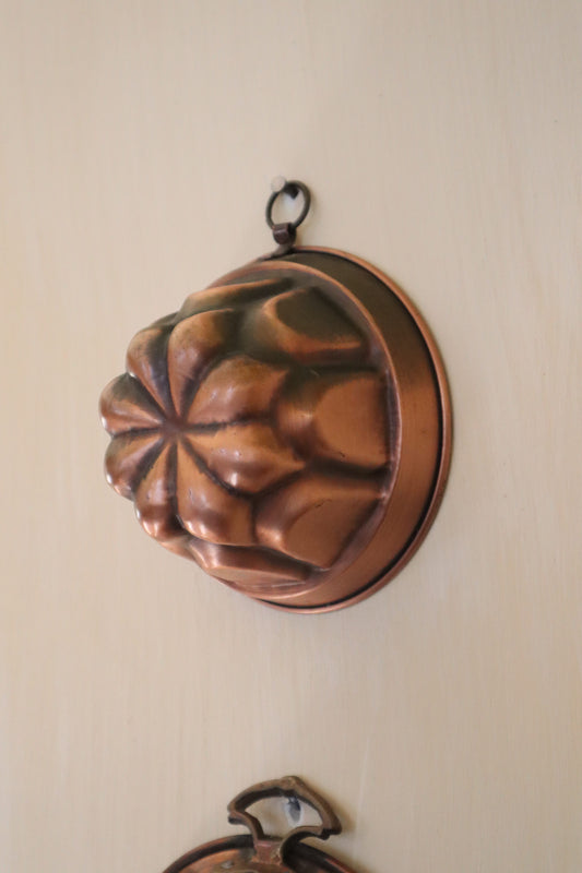 Decorațiune vintage din cupru