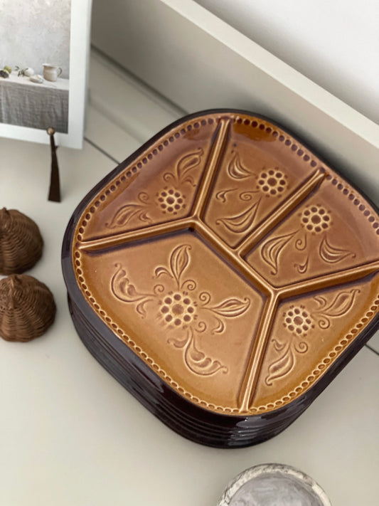 Farfurii mid-century mari pentru servire diverse din ceramică lucrate manual