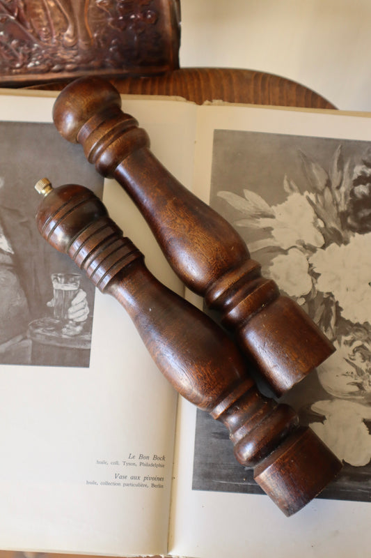 Set vintage râșniță piper și solniță