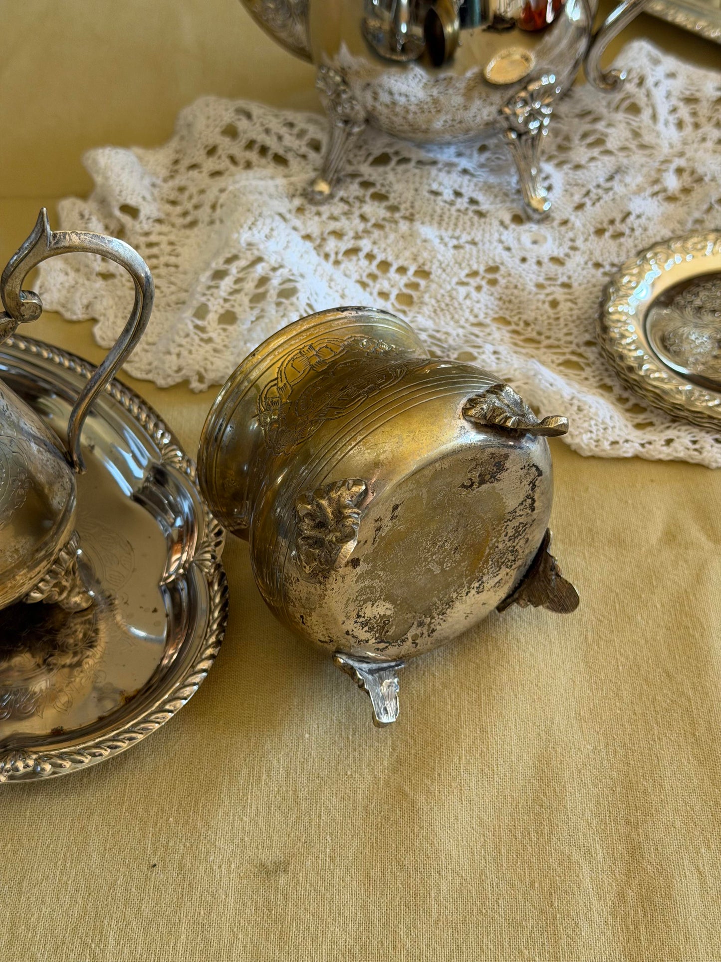 Set de latieră și zaharniță argintate, sec XIX