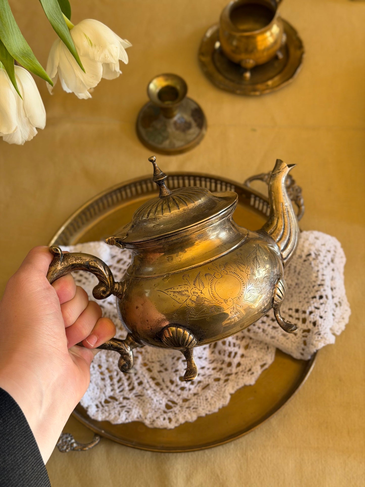 Ceainic din alamǎ argintatǎ masivǎ gravatǎ, cca 1930