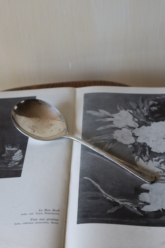 Lingură argintată mare pentru servire Sheffield