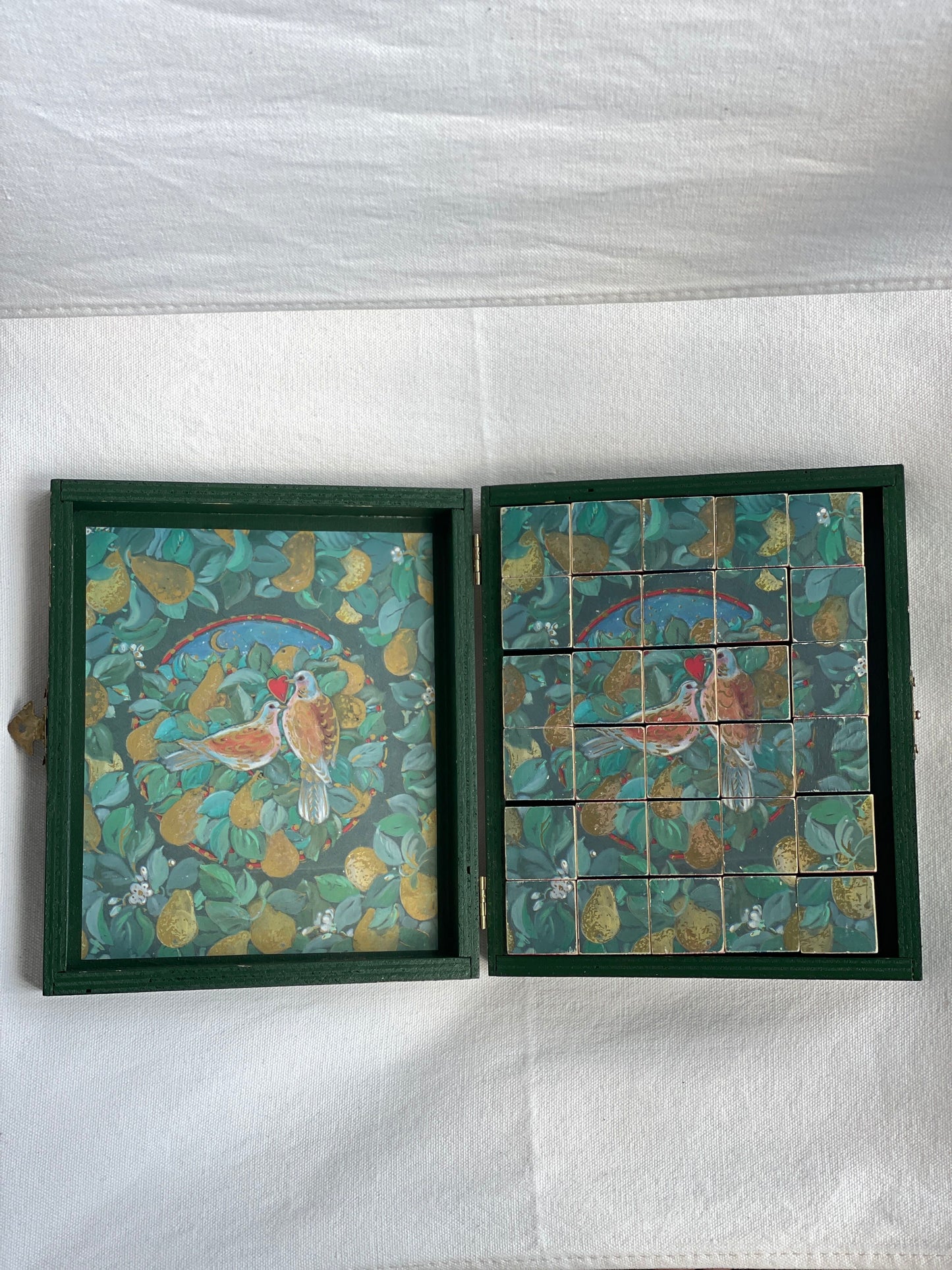 Cutie vintage cu puzzle tip cuburi din lemn