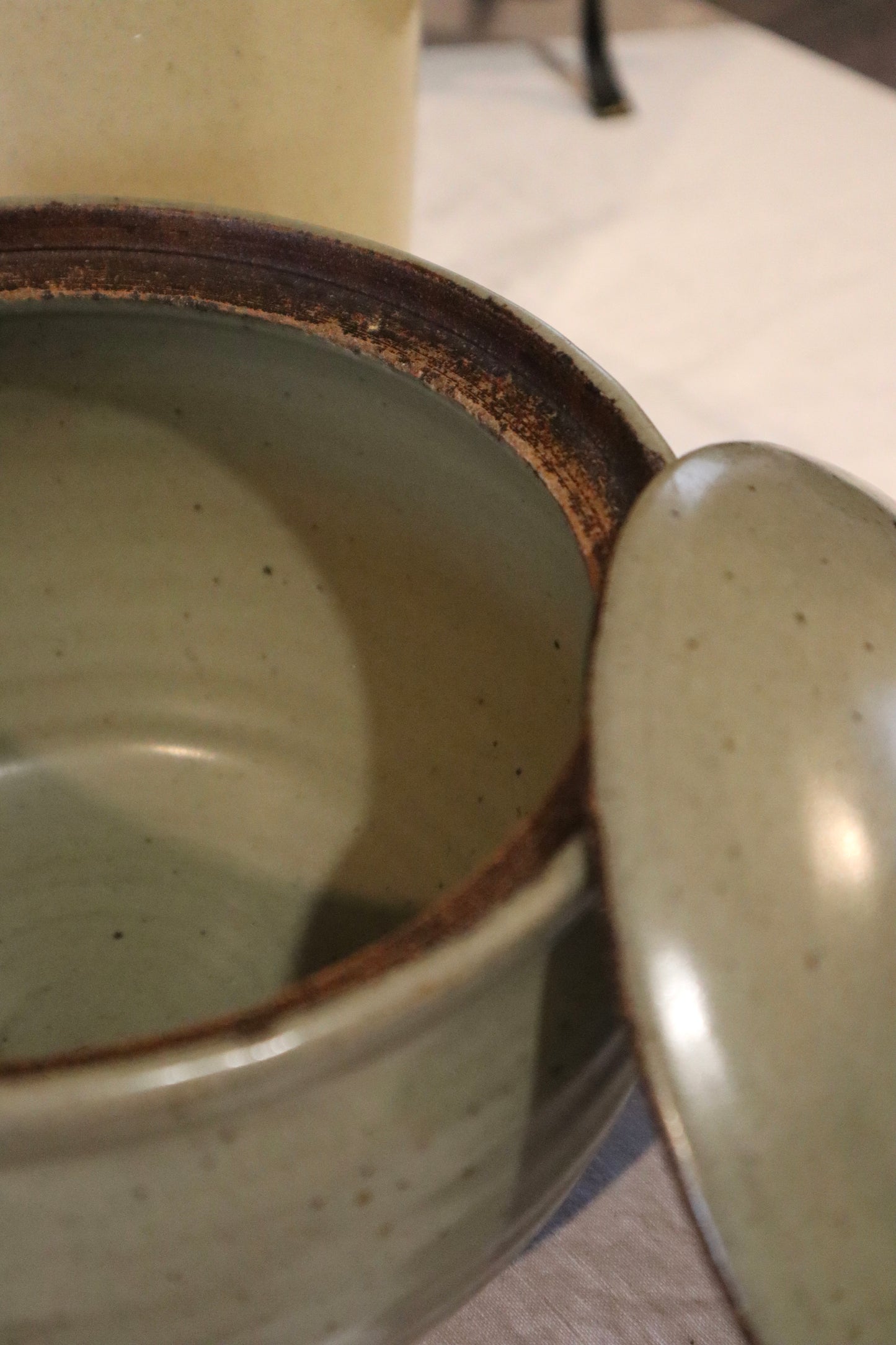 Vas de copt din ceramică japoneză