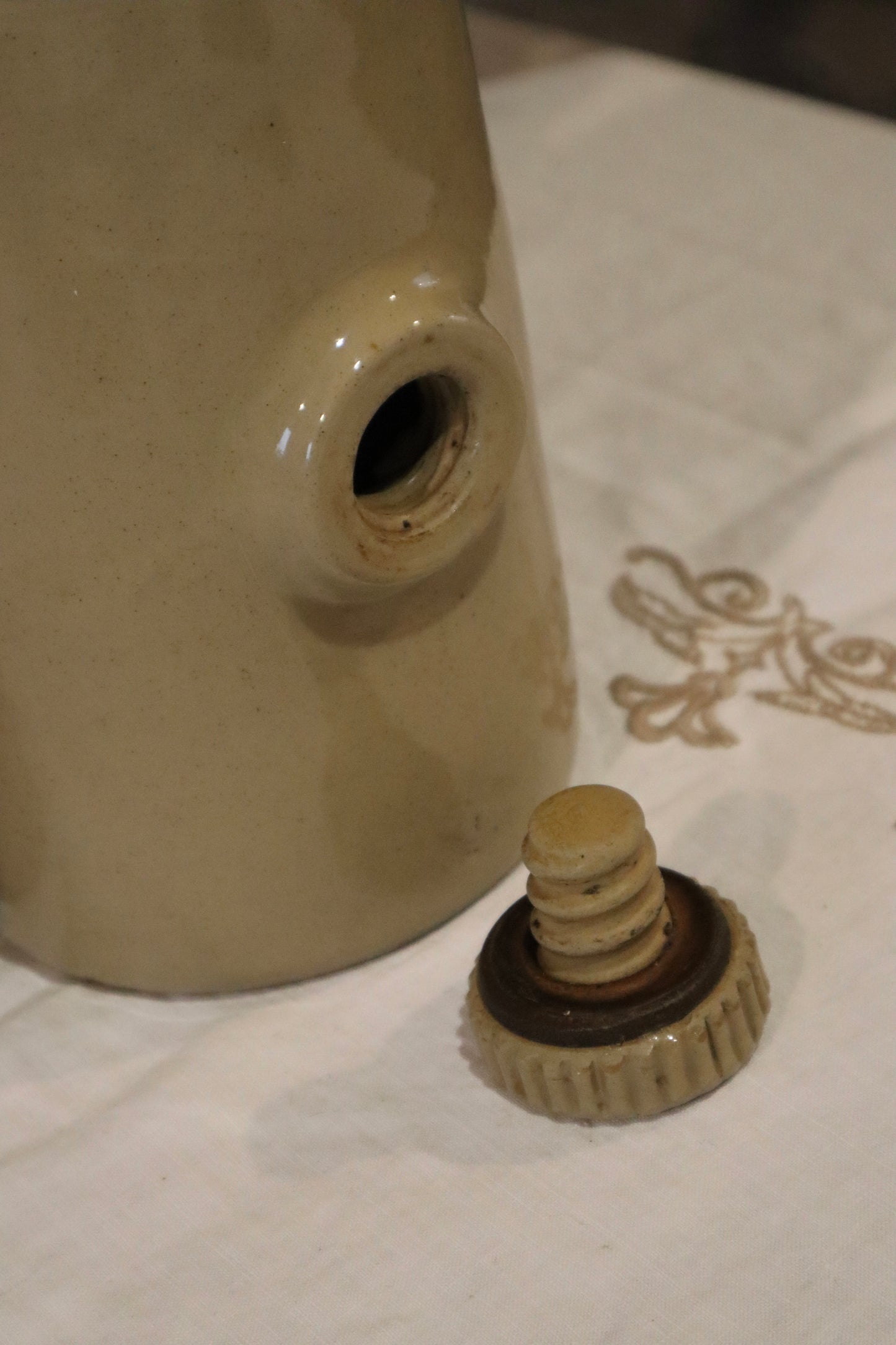 Vase din lut victoriene/georgiene, sec XIX