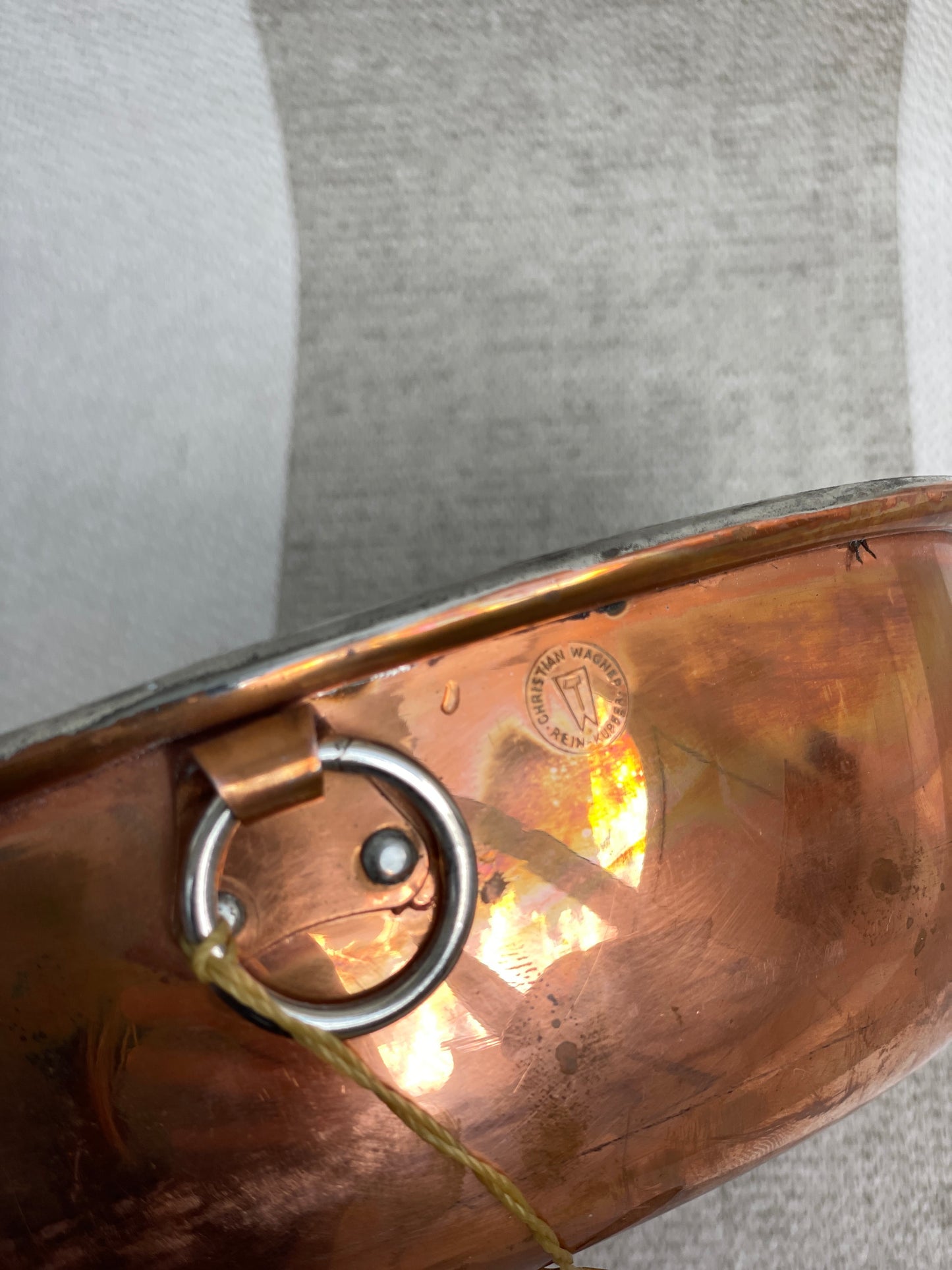 Formă vintage de copt rotundă din cupru Christian Wagner