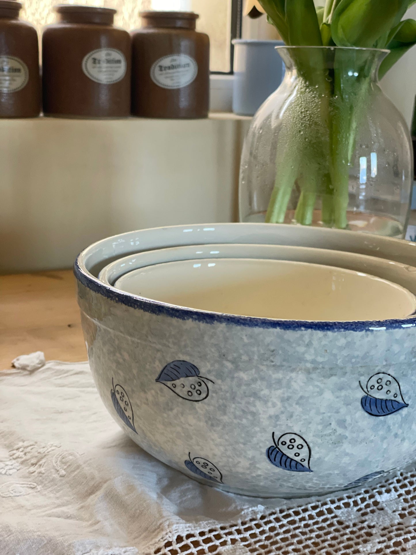 Vase de frământat din ceramică