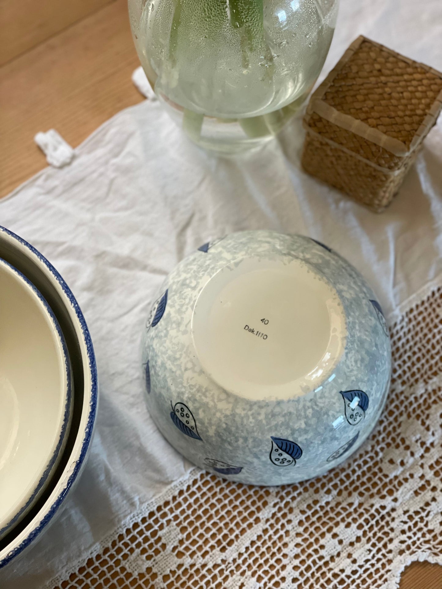 Vase de frământat din ceramică