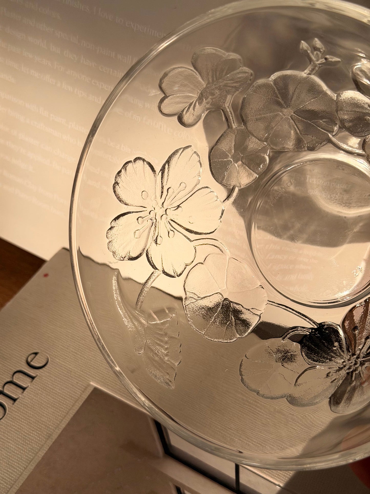 Bombonierǎ cu capac French Luminary D'Arques, 1980