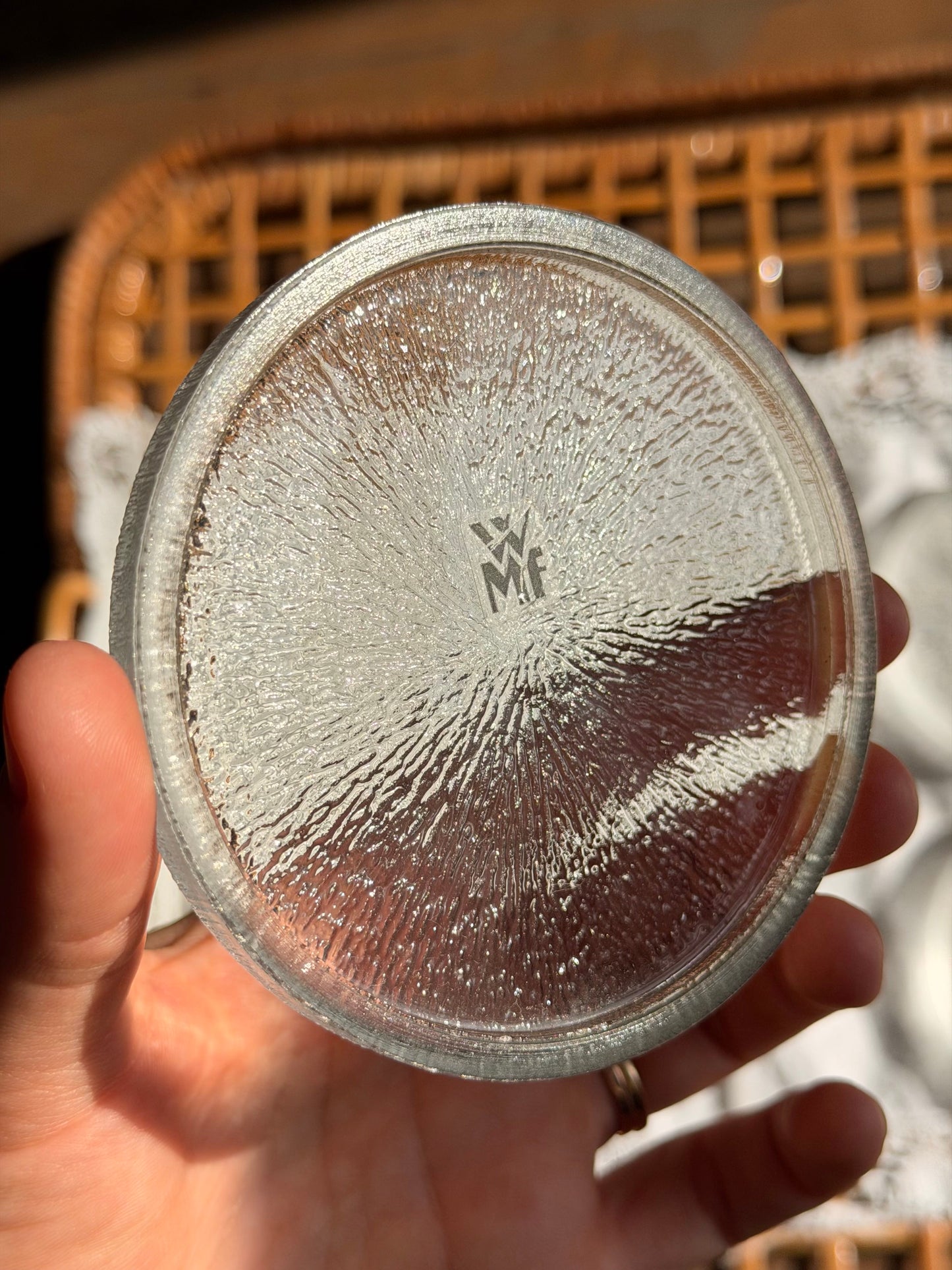 Set de 6 suporturi de pahare din sticlǎ texturatǎ WMF