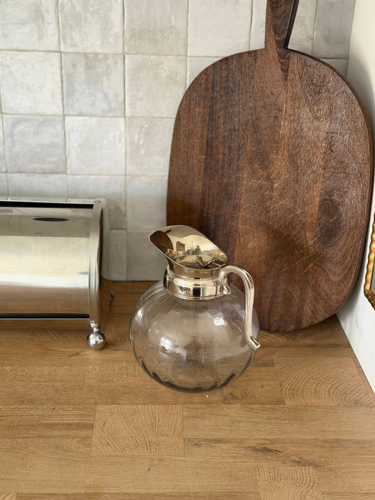 Carafǎ mare vintage din sticlǎ și inox