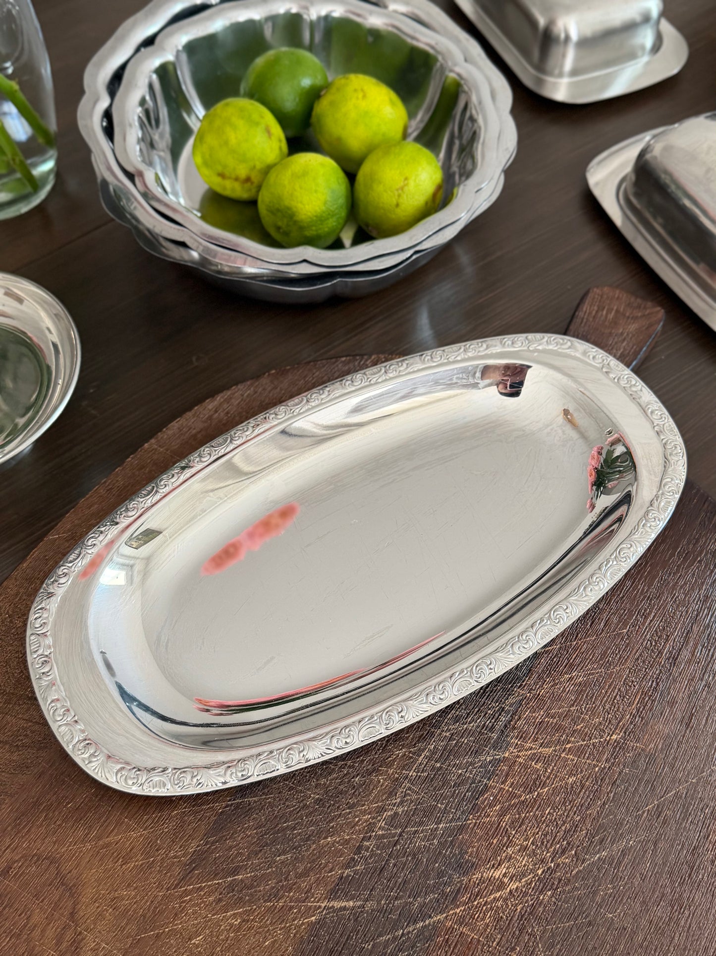 Tavǎ ovalǎ vintage pentru servire din inox WMF
