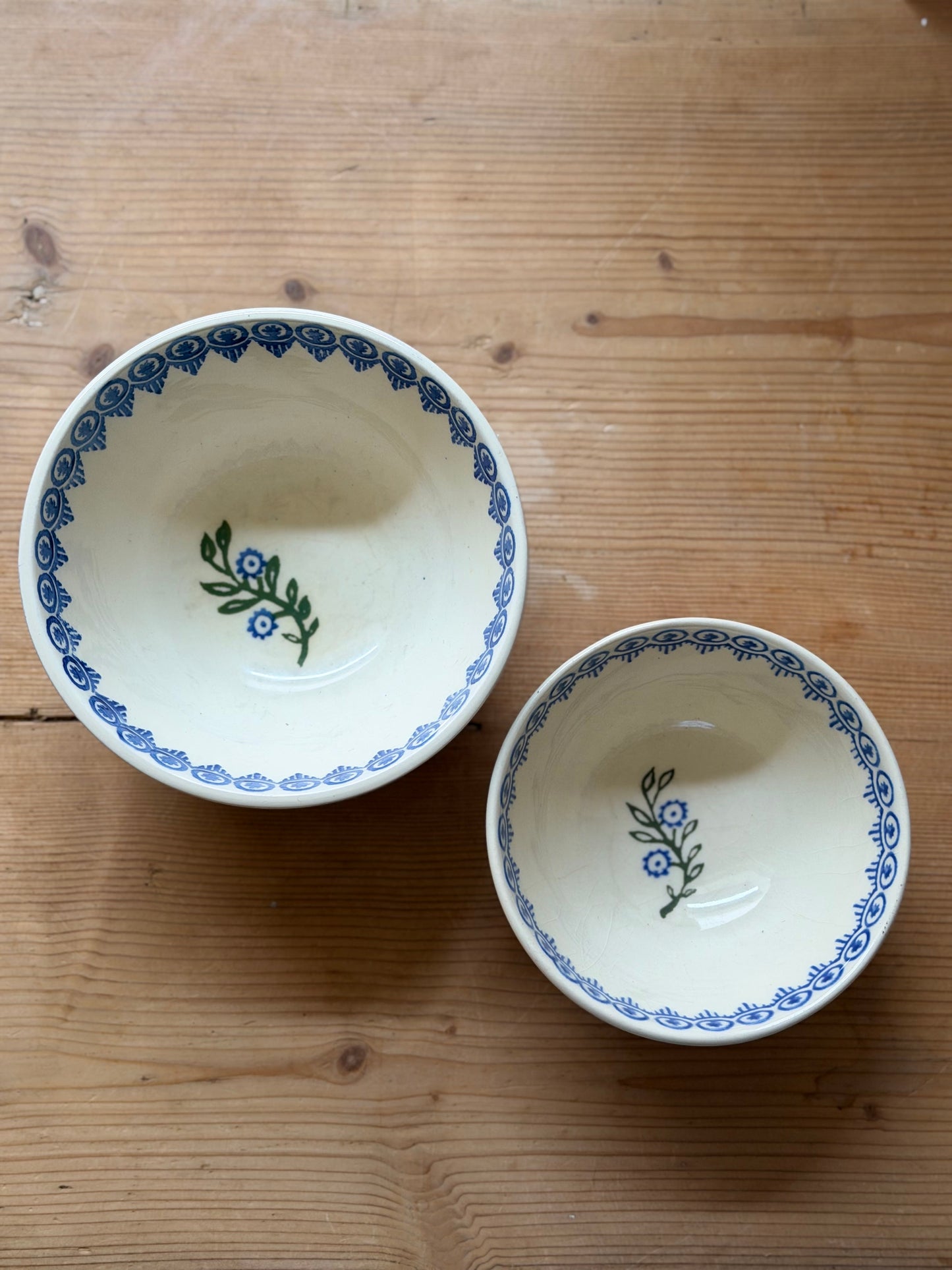 Set de 2 boluri din ceramica Floral Garden-Brixton Pottery