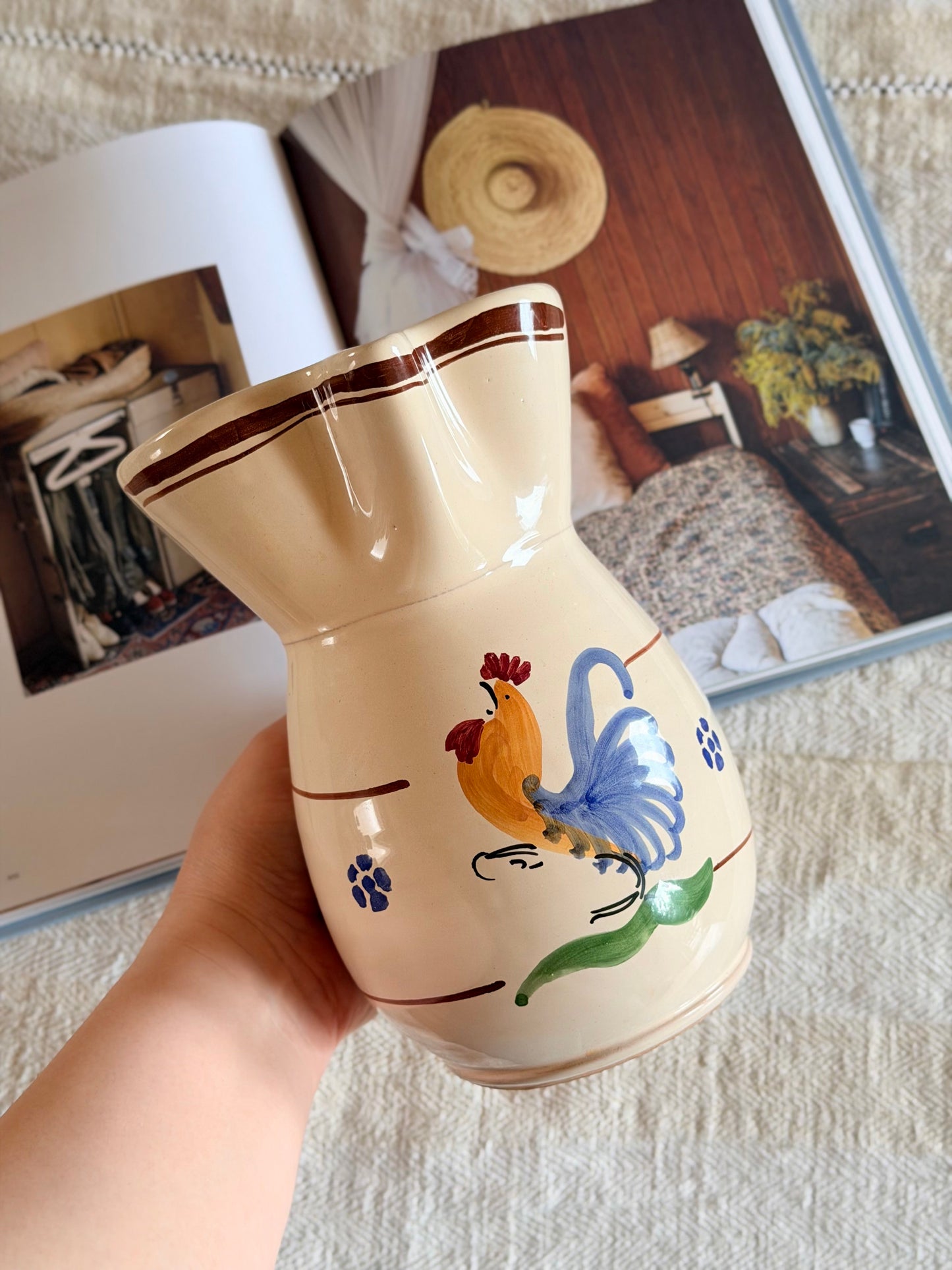 Ulcior/Vaza din ceramica pictata manual, Italia "Gallo di Puglia"-1950