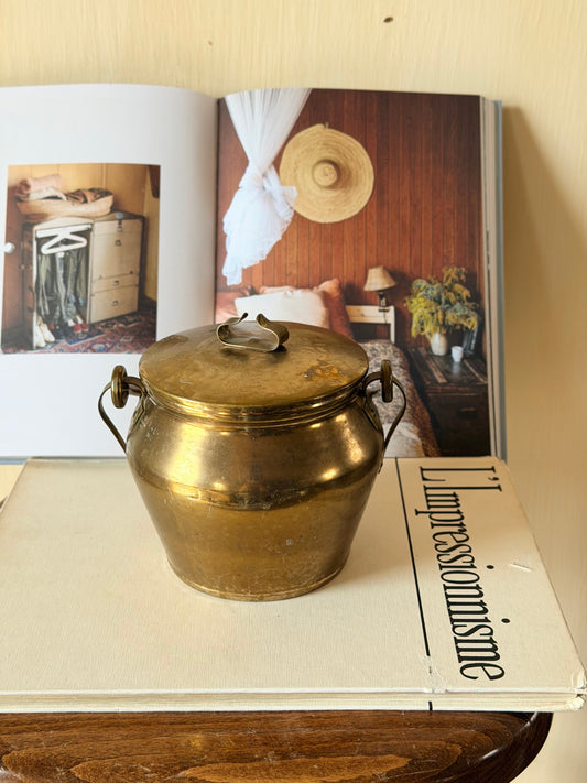 Recipient cu capac din alama, vintage Skultuna 1980