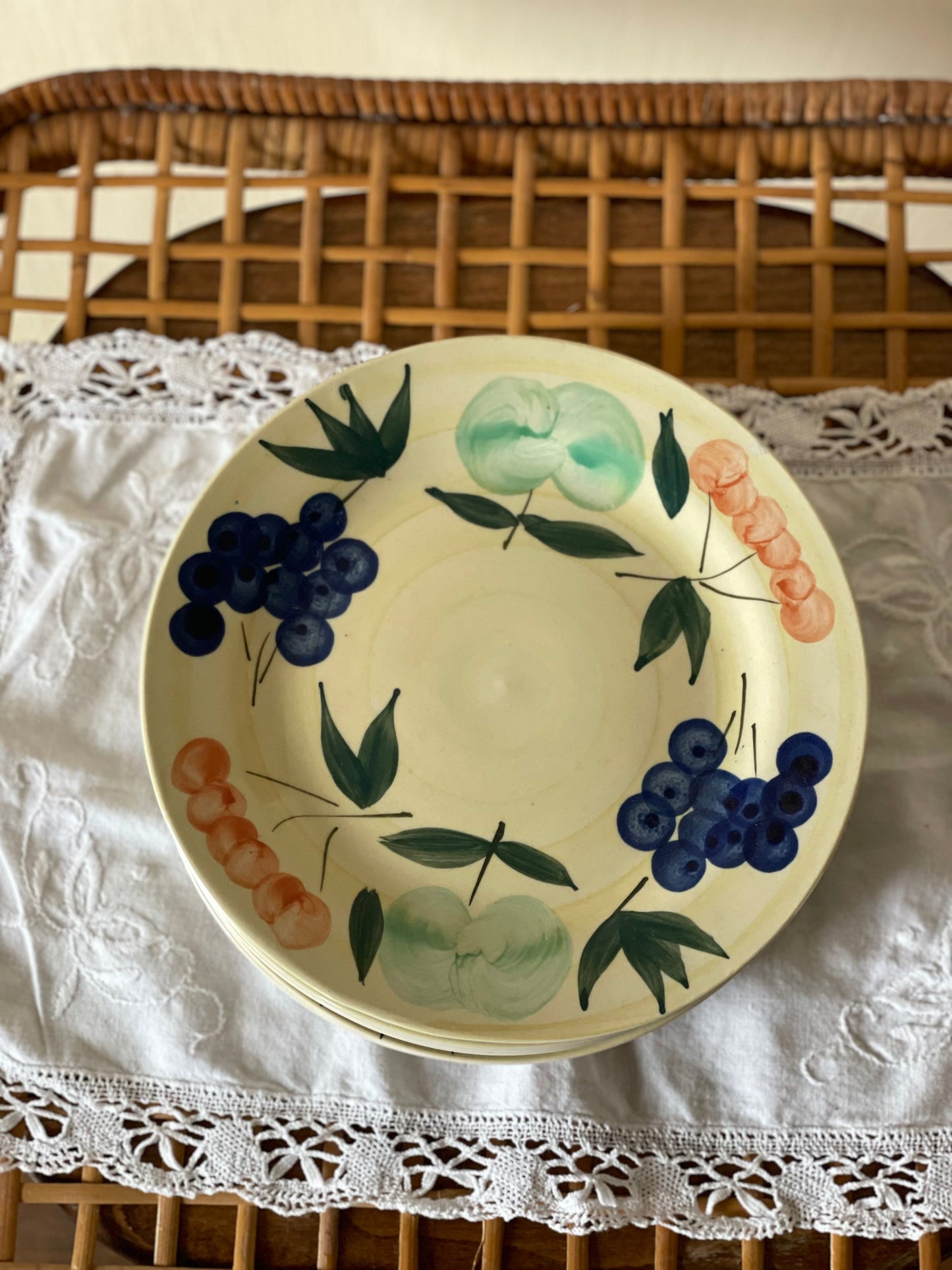 Farfurii medii din ceramică pictată manual, Italia