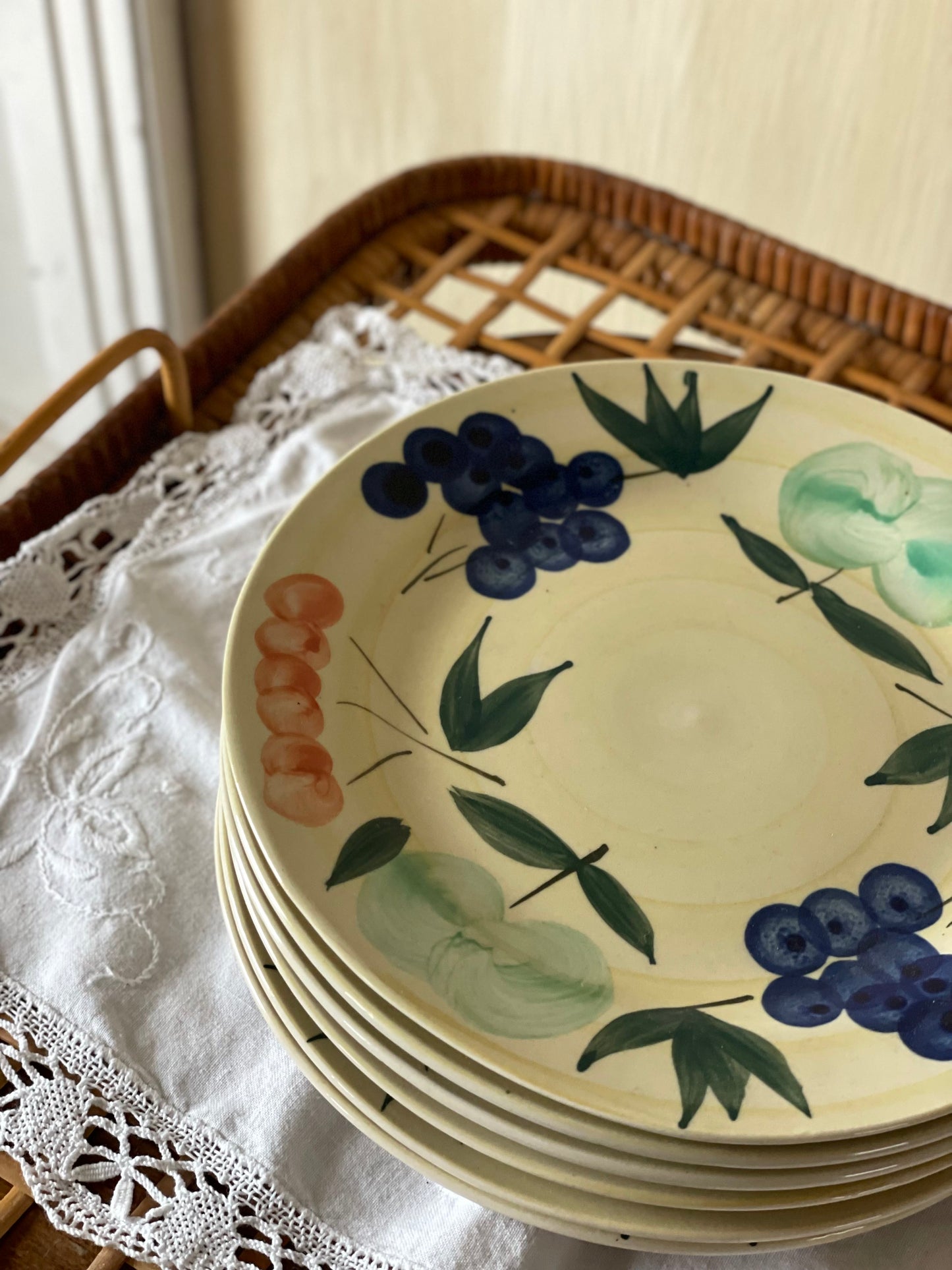 Farfurii medii din ceramică pictată manual, Italia