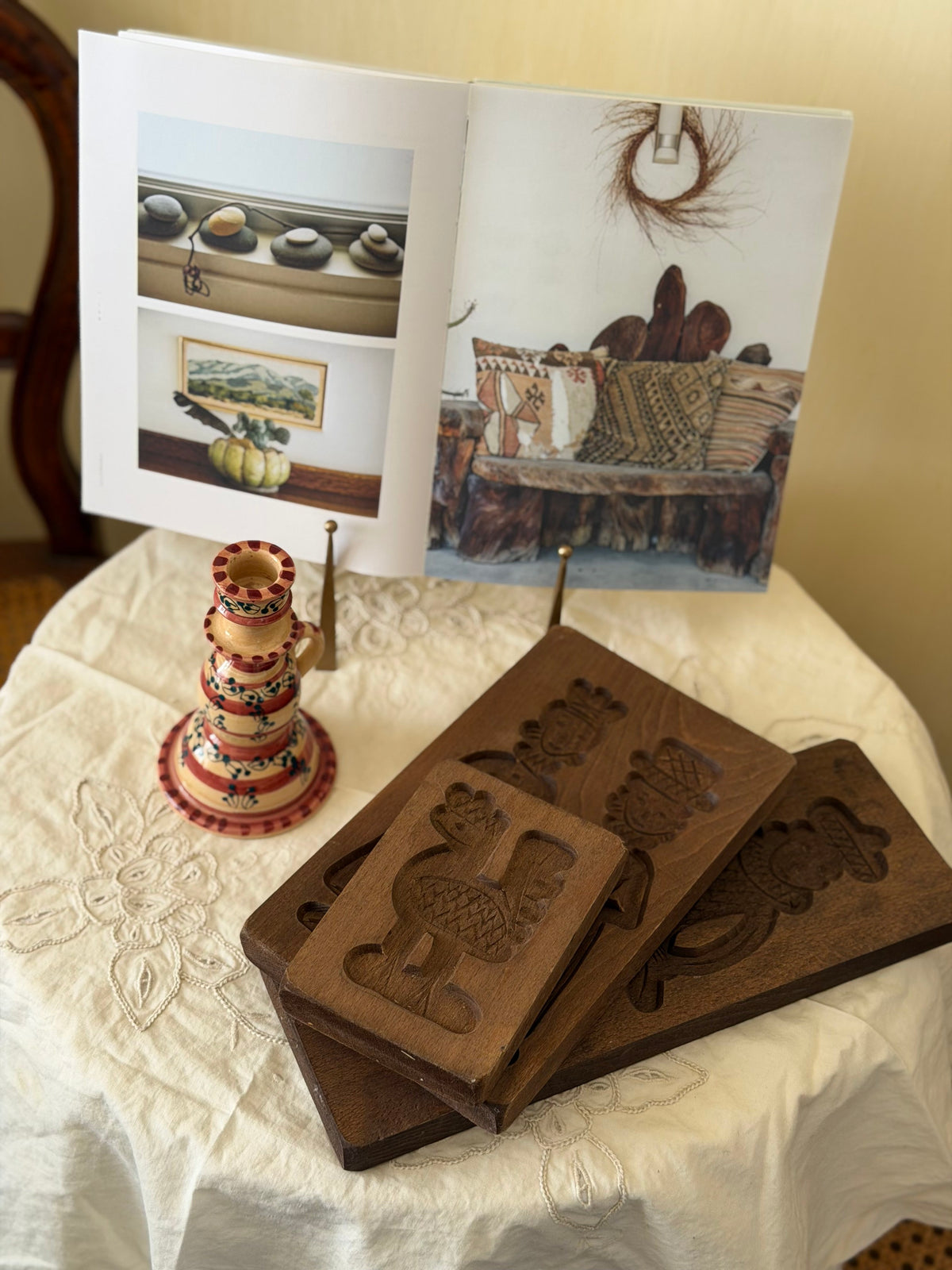 Diverse piese decorative/matriță din lemn sculptat manual