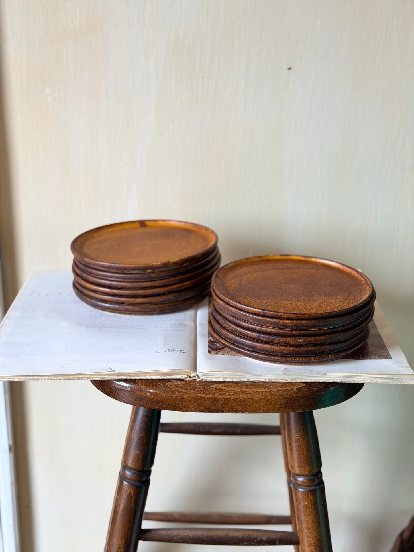 Set de 6 farfurii din ceramică, lucrate manual