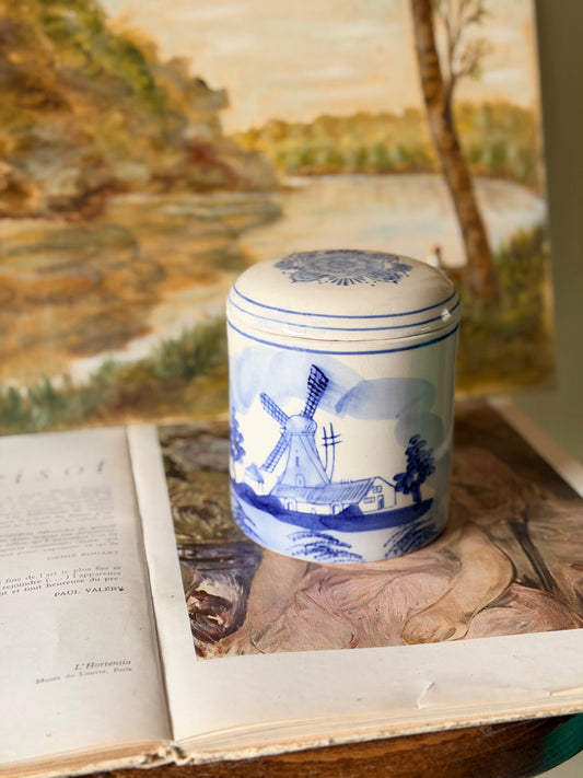 Borcan cu capac din porțelan Delft-handpainted