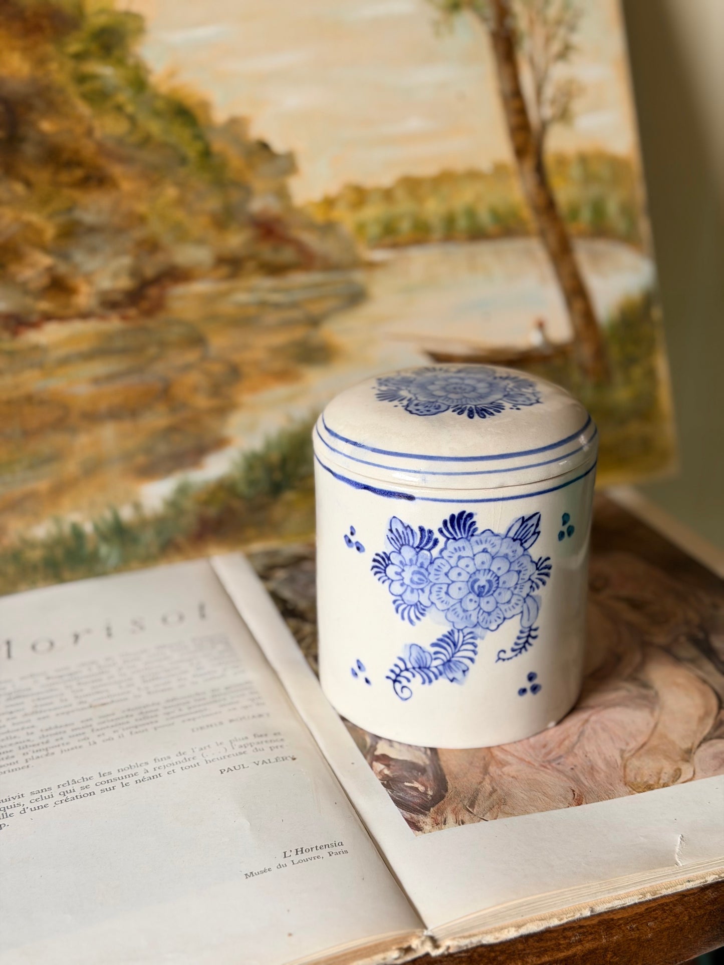 Borcan cu capac din porțelan Delft-handpainted