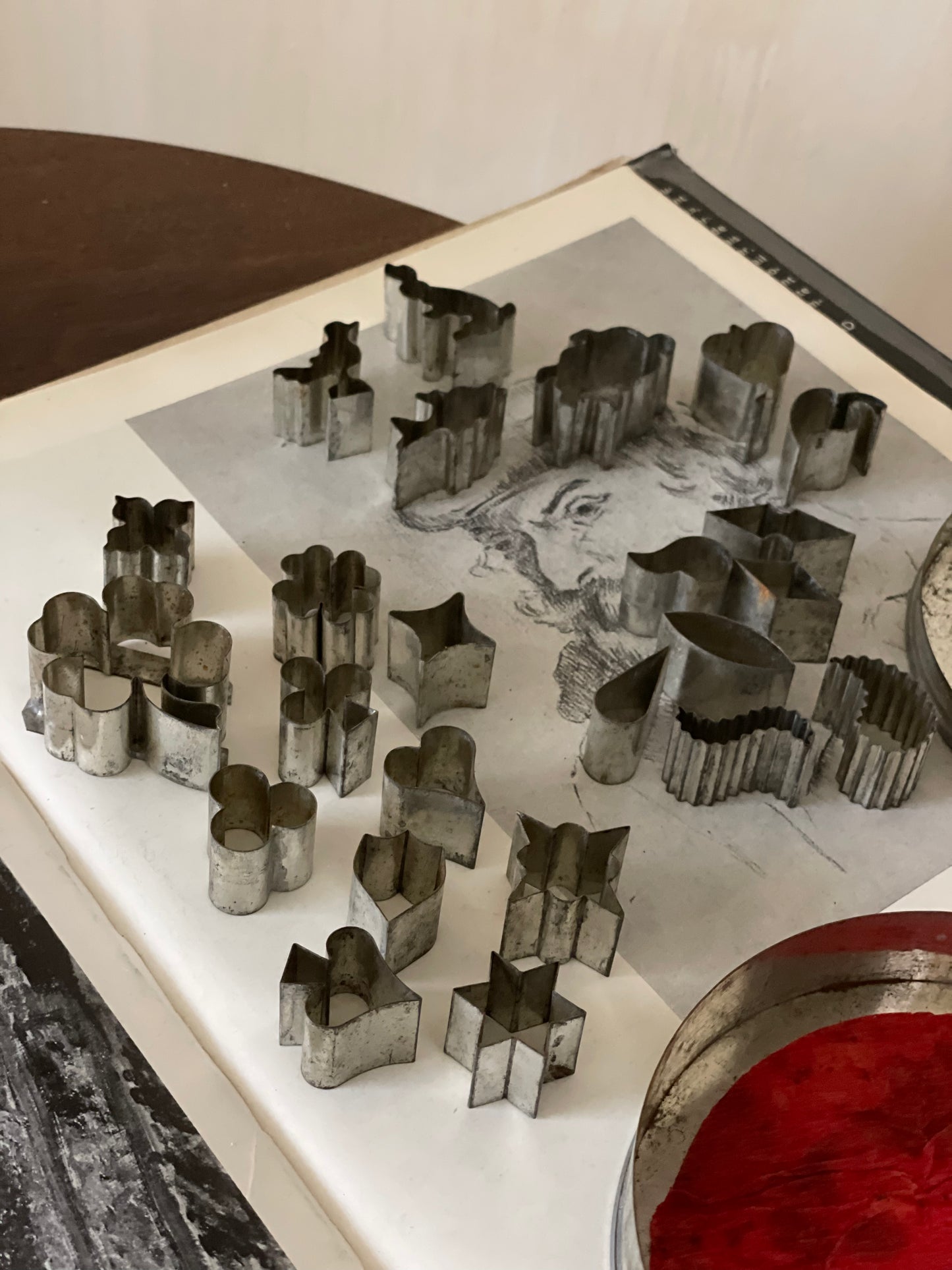 Forme vintage diferite metalice pentru decupat-1980