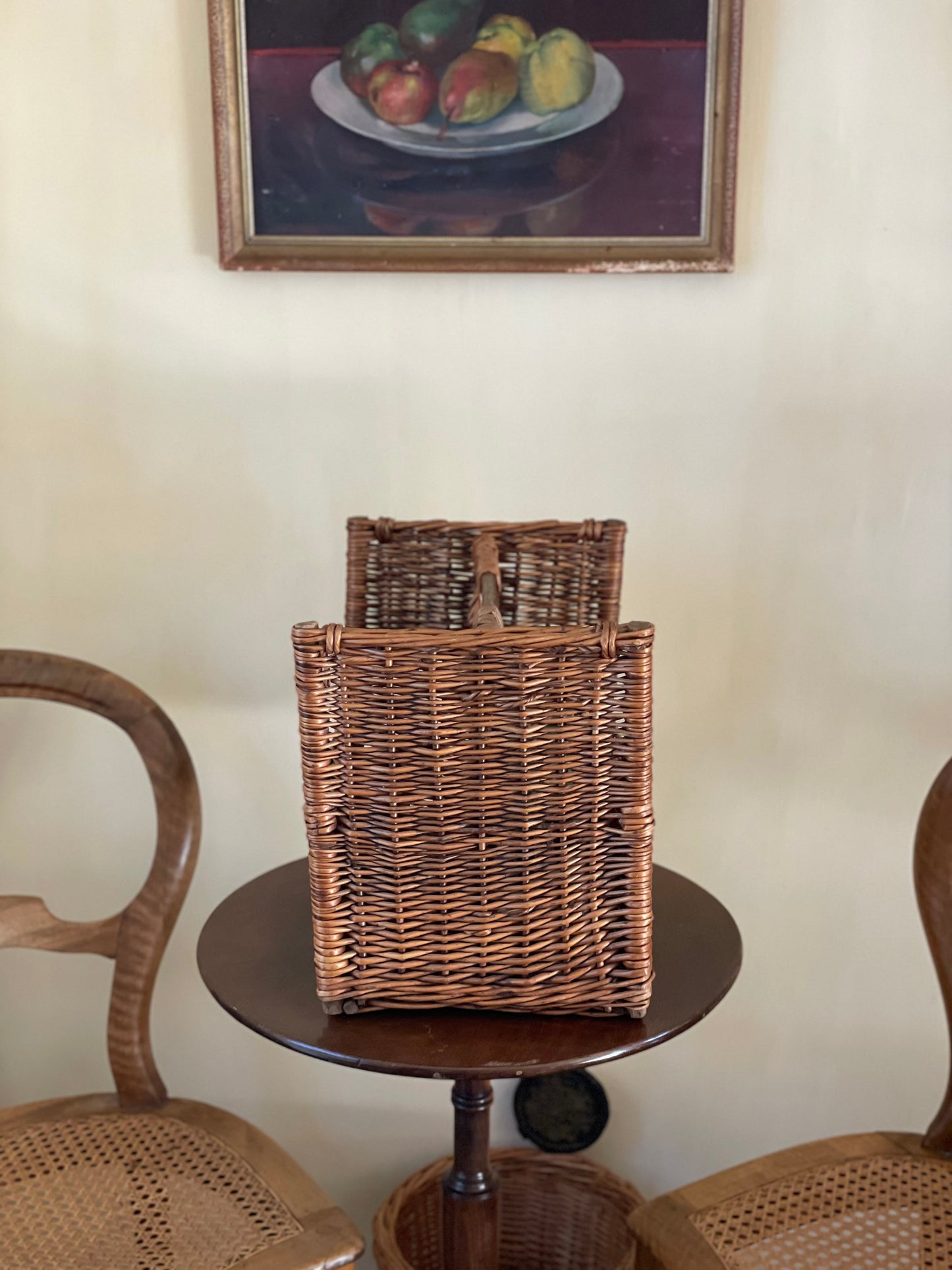 Coș vintage de organizare din răchită