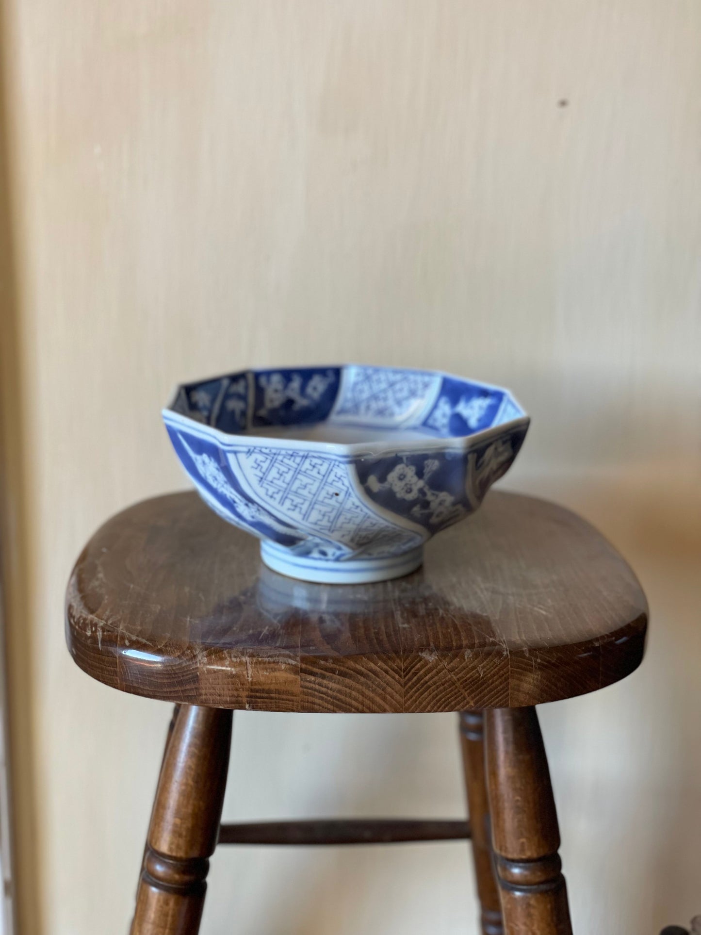 Bol vintage din porțelan pictat manual Meiji Arita