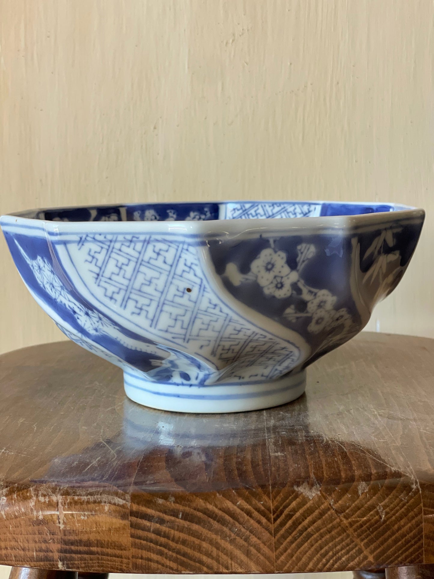 Bol vintage din porțelan pictat manual Meiji Arita