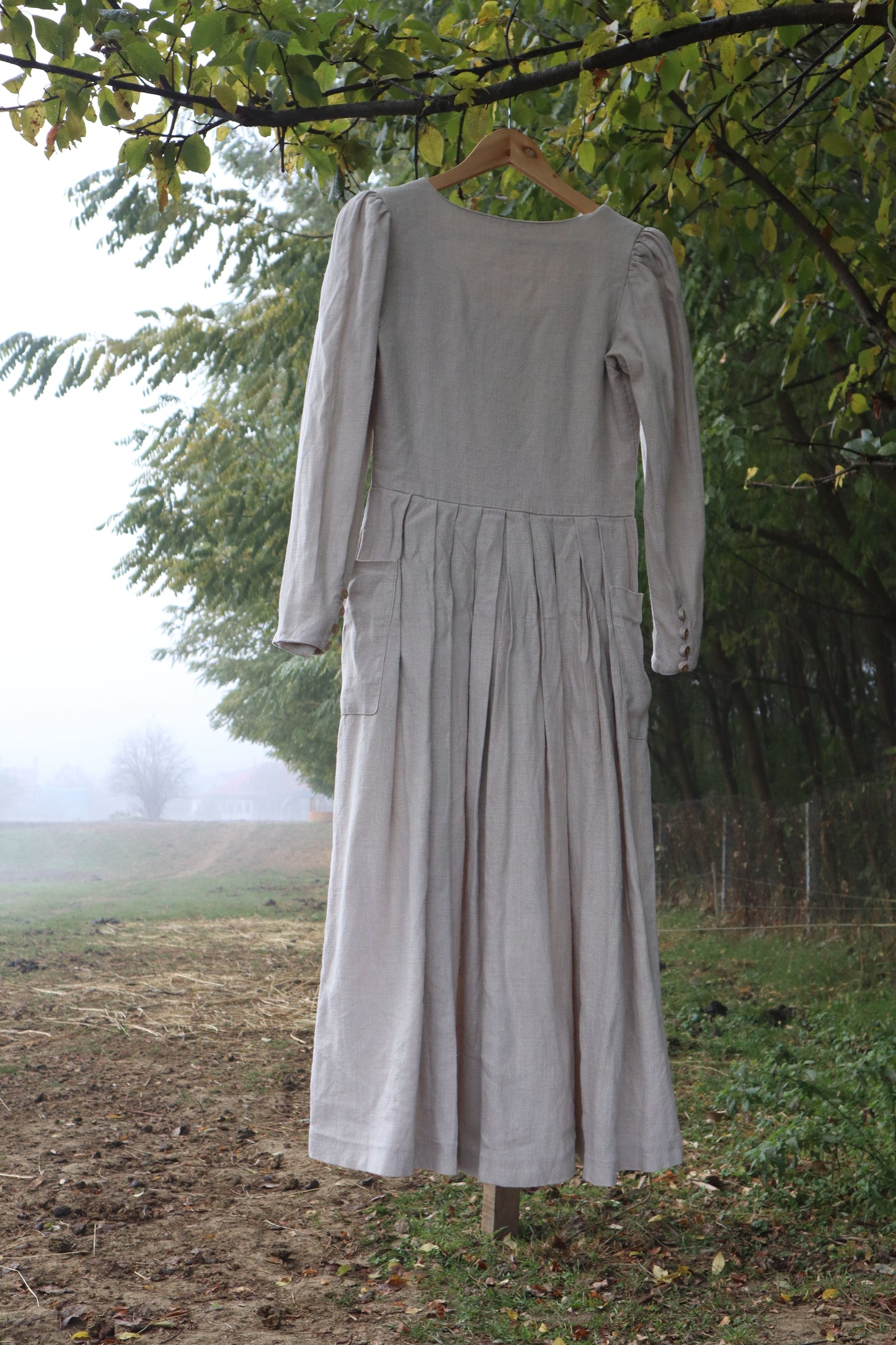 Rochie din in tradițională