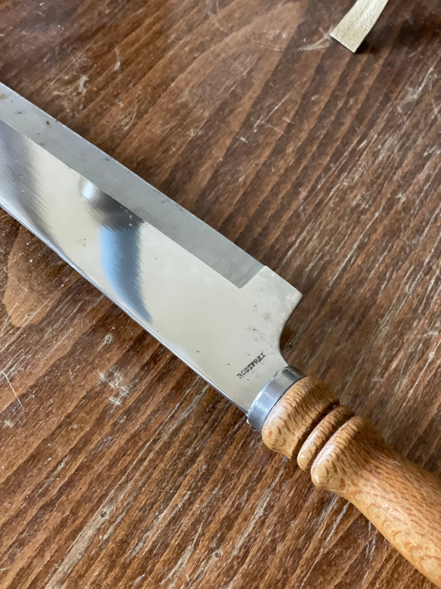 Cuțit bucătărie lemn masiv