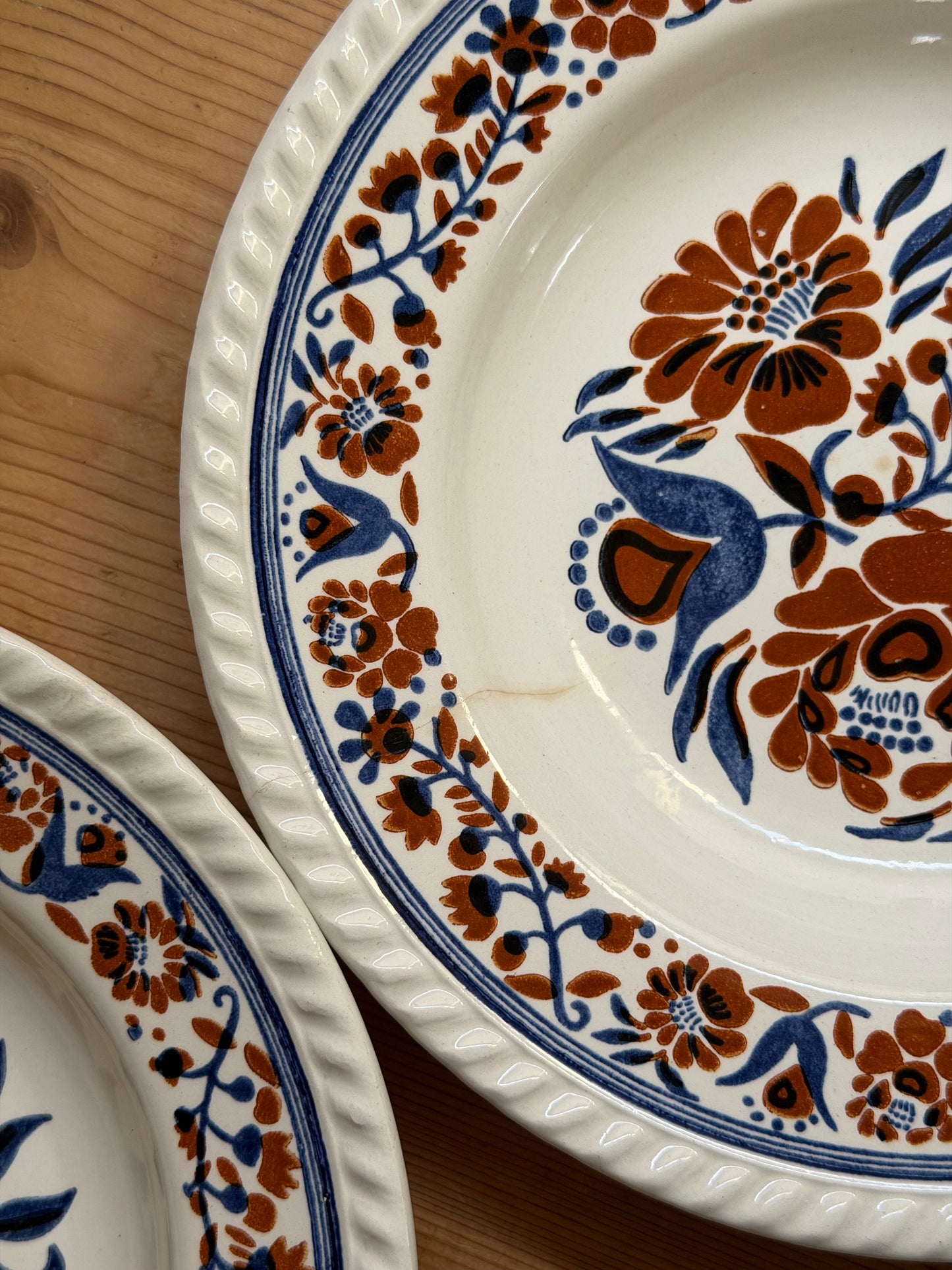 Set de 4 farfurii vintage pictate manual