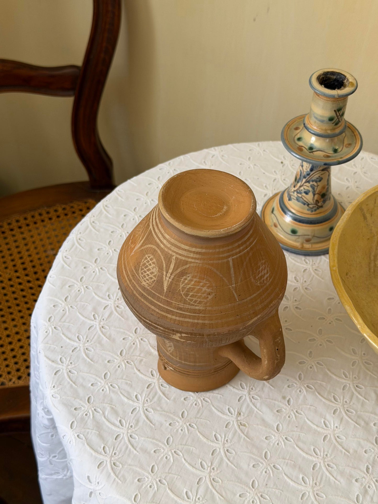 Vaza/Ulcior din ceramica natur, lucrata manual Spania 1930