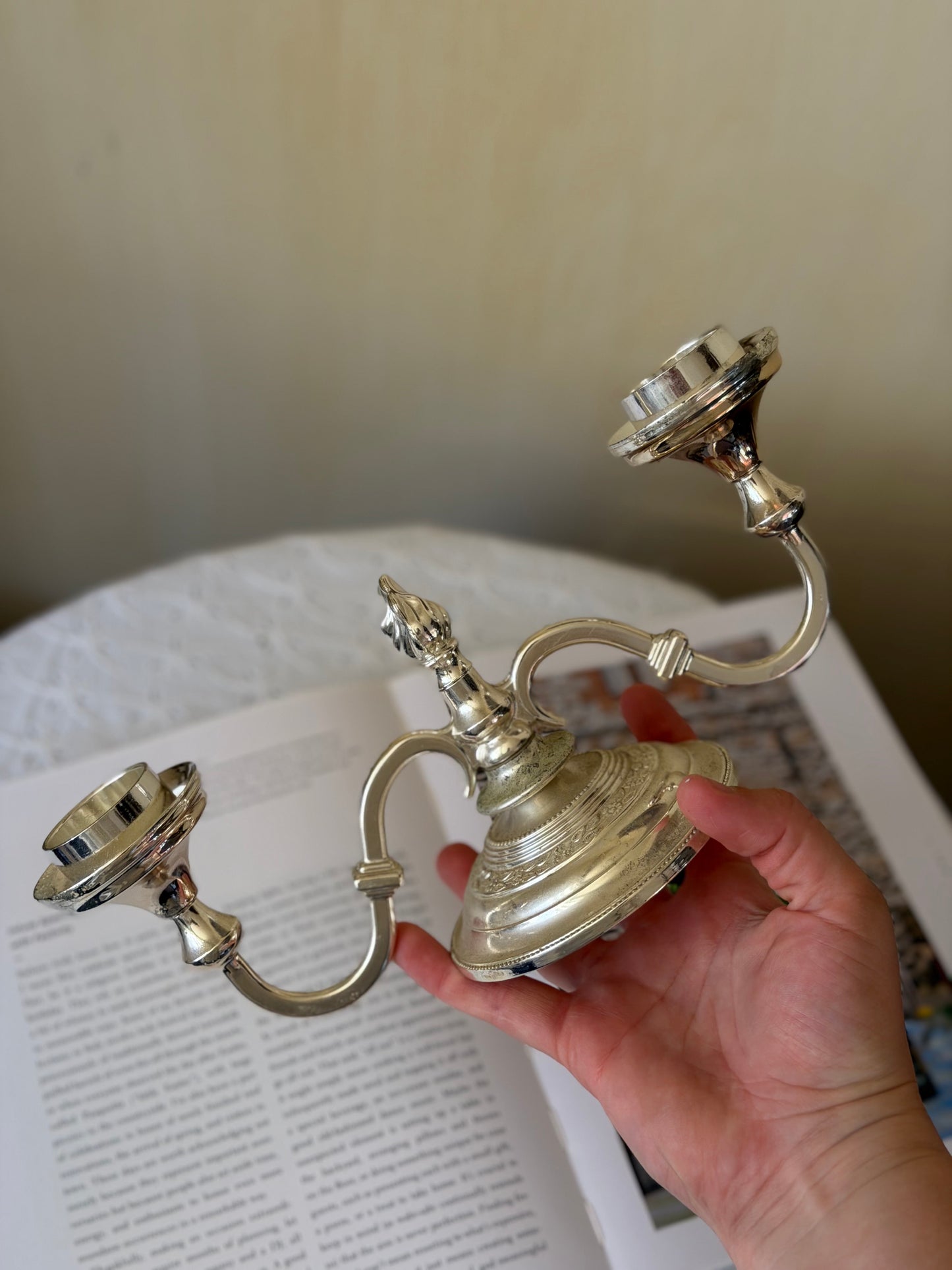 Sfesnic din zinc argintat cu doua capete stil Rococo, Anglia