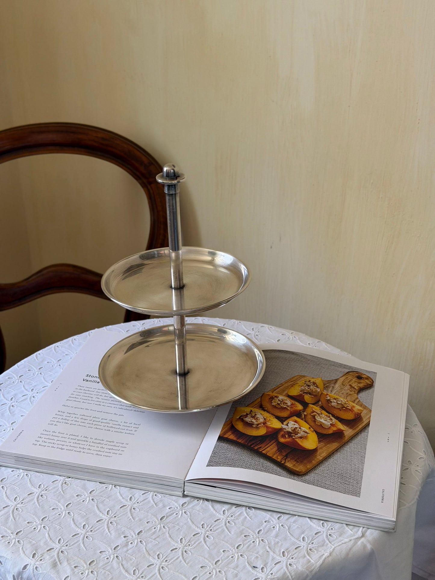 Platou supraetajat vintage argintat