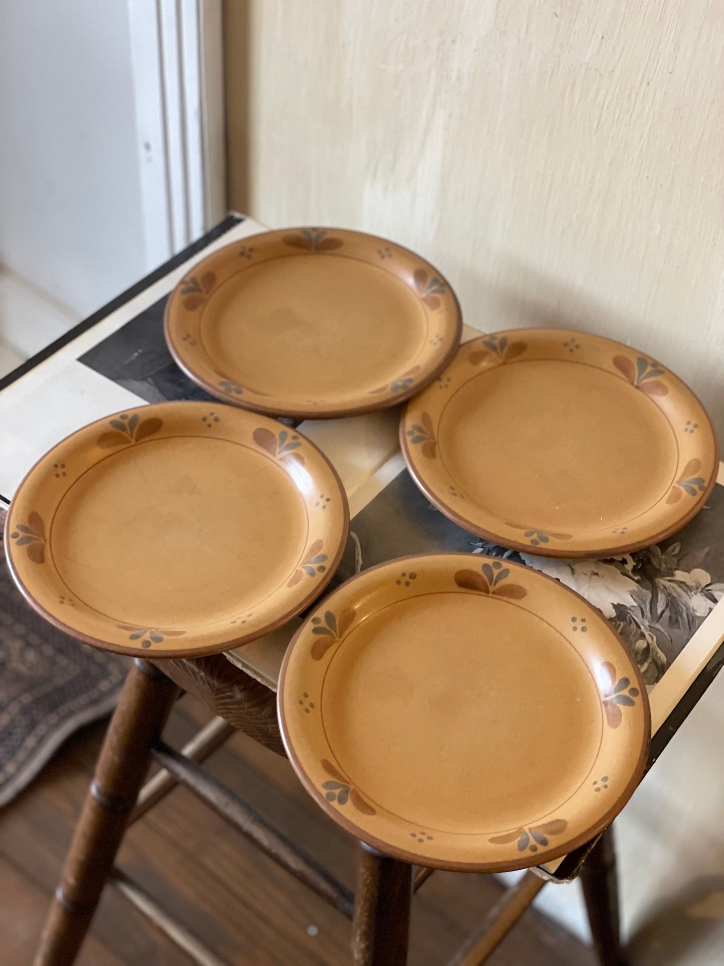 Farfurii vintage ceramică motiv floral