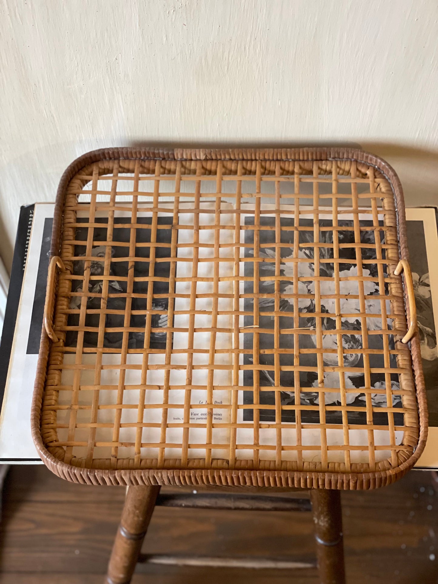 Platou mare vintage servire din ratan și bambus